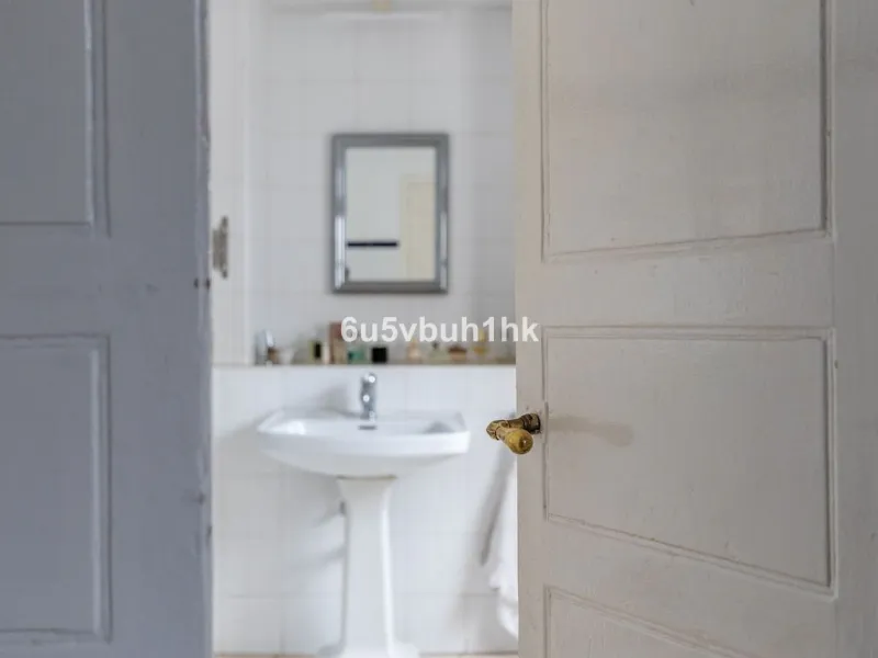 Hidden within the historic streets of central Málaga, this remarkable courtyard house captures a way of living that has shaped Mediterranean homes for centuries.