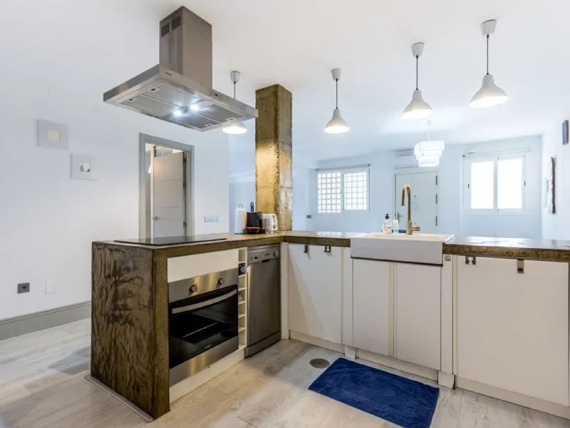 Income property  for sale : 2 bedroom Apartment for sale in Nueva Andalucia