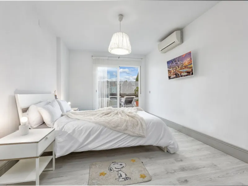 Income property  for sale : 2 bedroom Apartment for sale in Nueva Andalucia