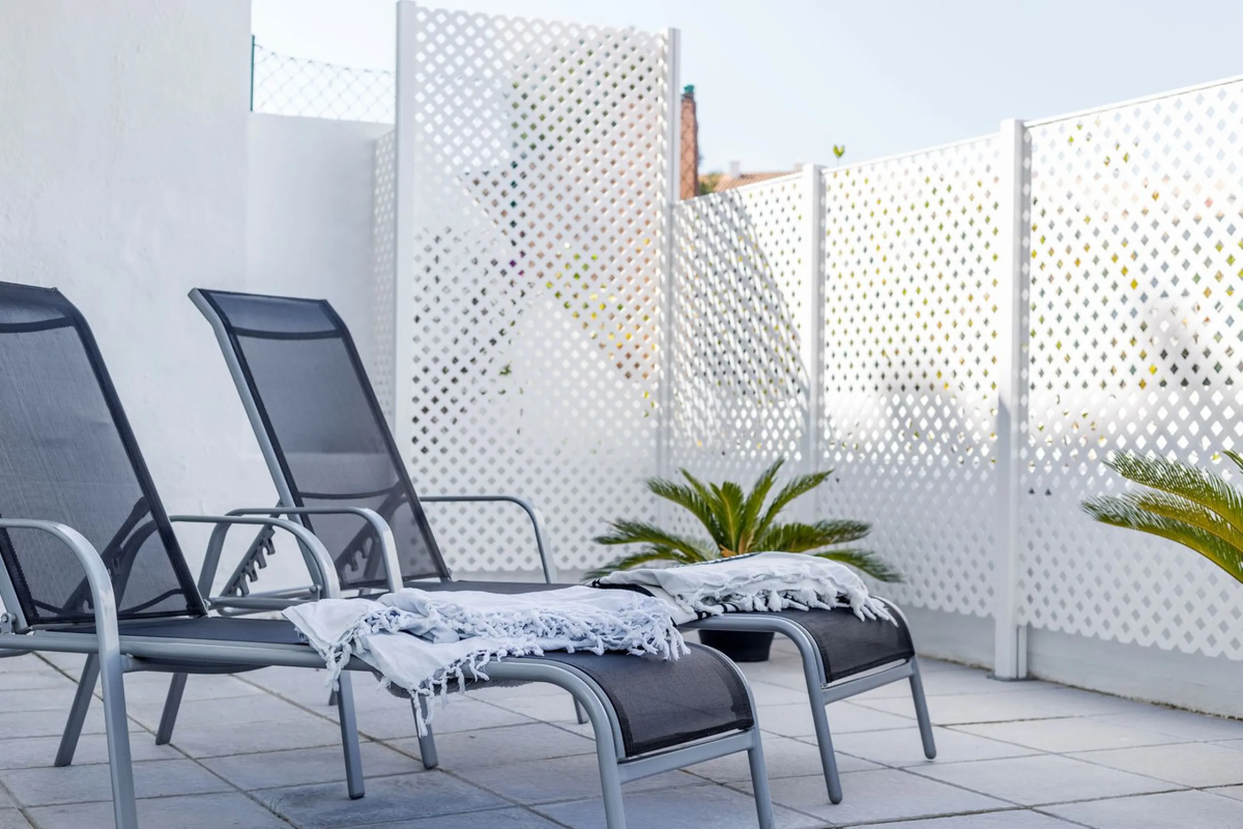 Income property  for sale : 2 bedroom Apartment for sale in Nueva Andalucia