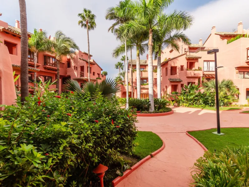Situated in Cabo Bermejo, an exclusive frontline beach development positioned along the New Golden Mile stretching between San Pedro and Estepona, this recently refurbished ground-floor apartment boasts three bedrooms and two bathrooms, providing a sophis