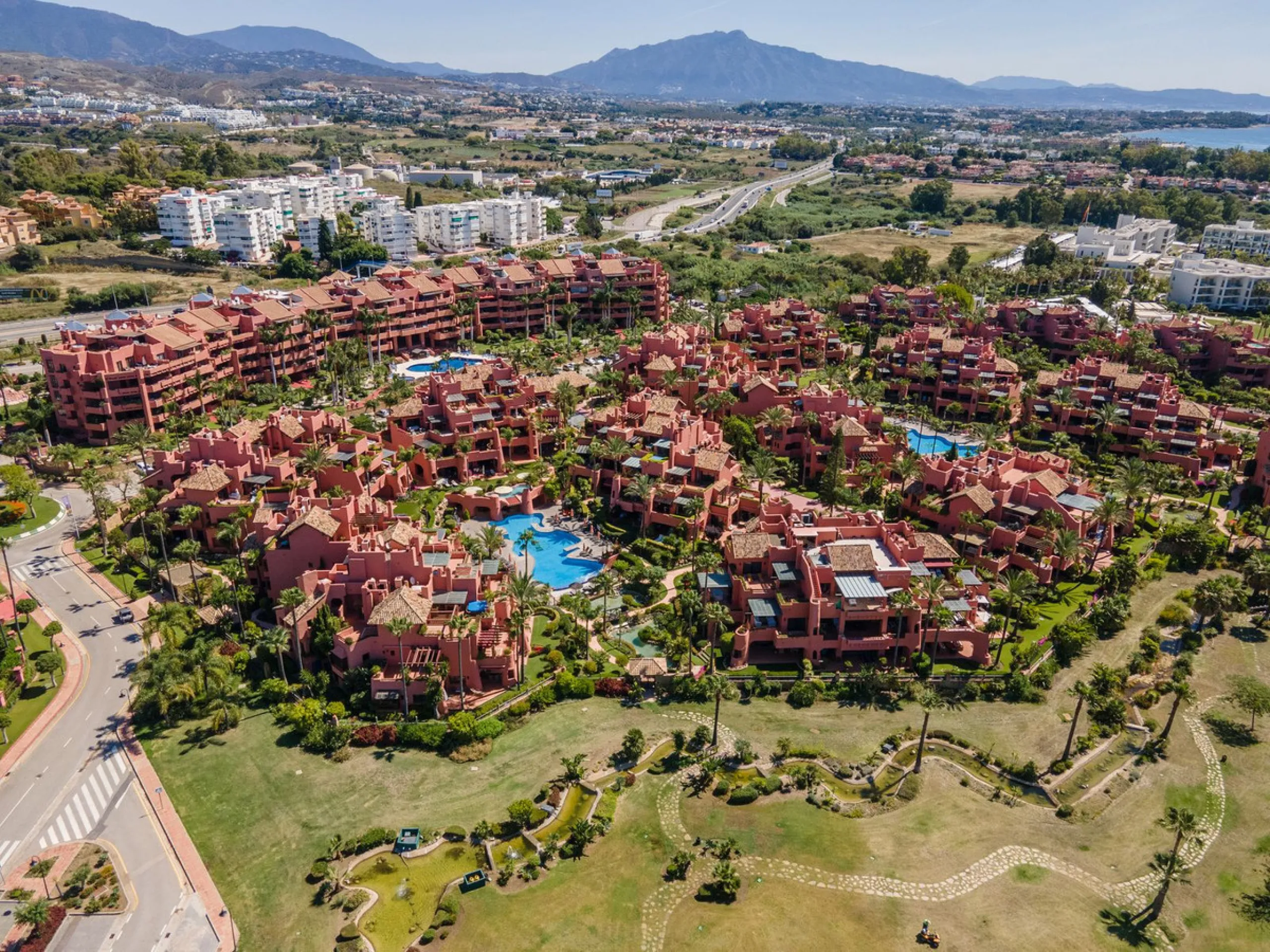 Situated in Cabo Bermejo, an exclusive frontline beach development positioned along the New Golden Mile stretching between San Pedro and Estepona, this recently refurbished ground-floor apartment boasts three bedrooms and two bathrooms, providing a sophis