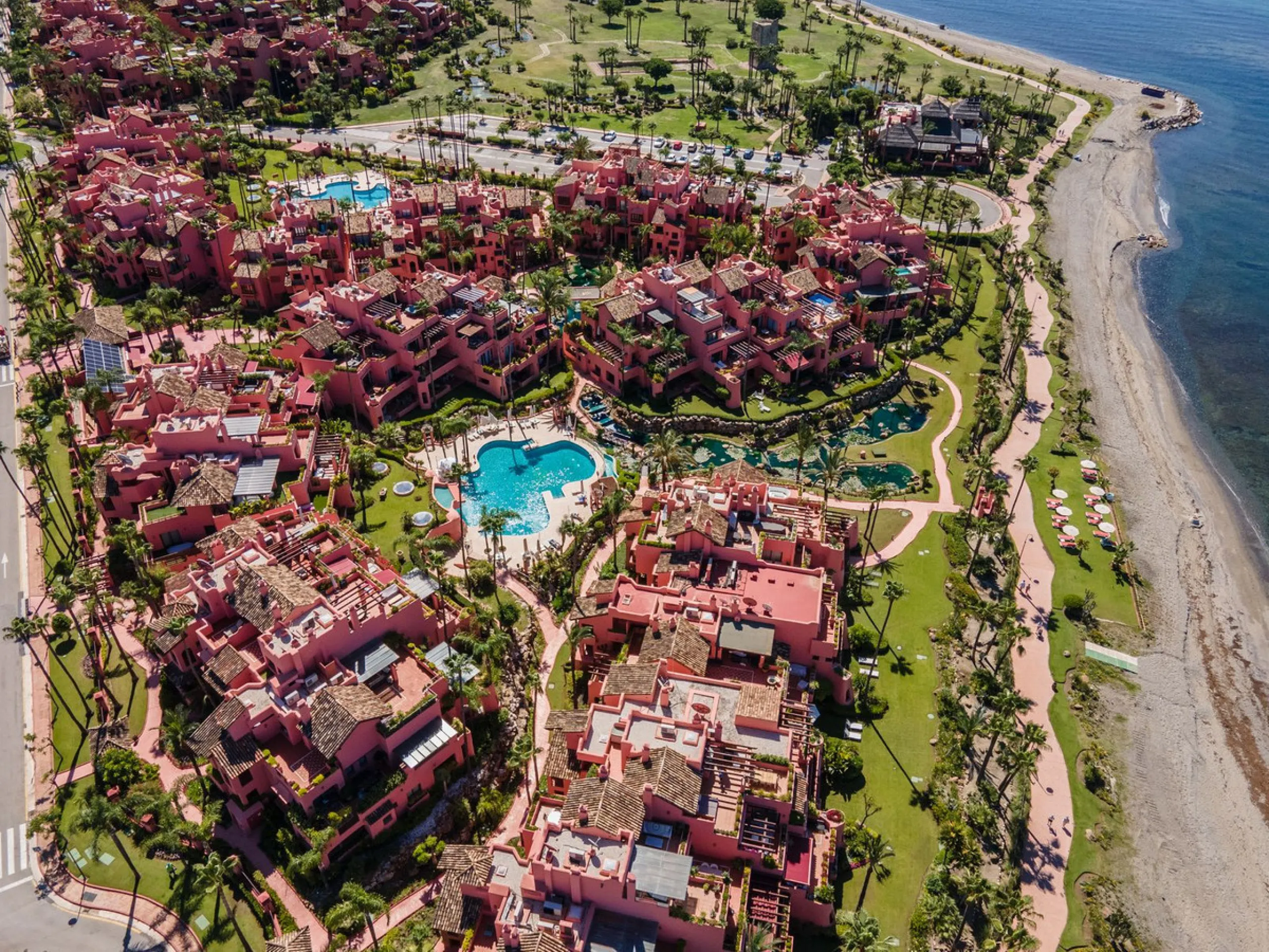 Situated in Cabo Bermejo, an exclusive frontline beach development positioned along the New Golden Mile stretching between San Pedro and Estepona, this recently refurbished ground-floor apartment boasts three bedrooms and two bathrooms, providing a sophis