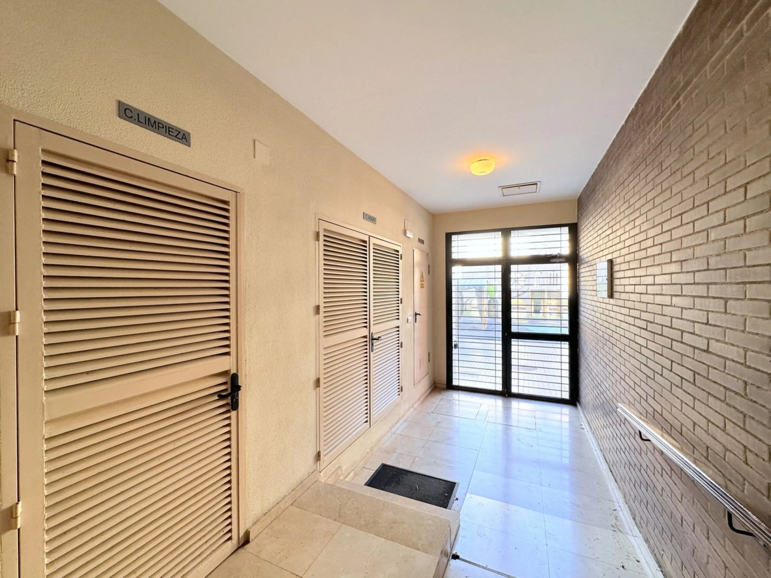 Apartment - Top Floor Apartment в продаже в Málaga, Málaga. В доме 2 спален и 1 ванных комнат. Площадь дома 79 м²