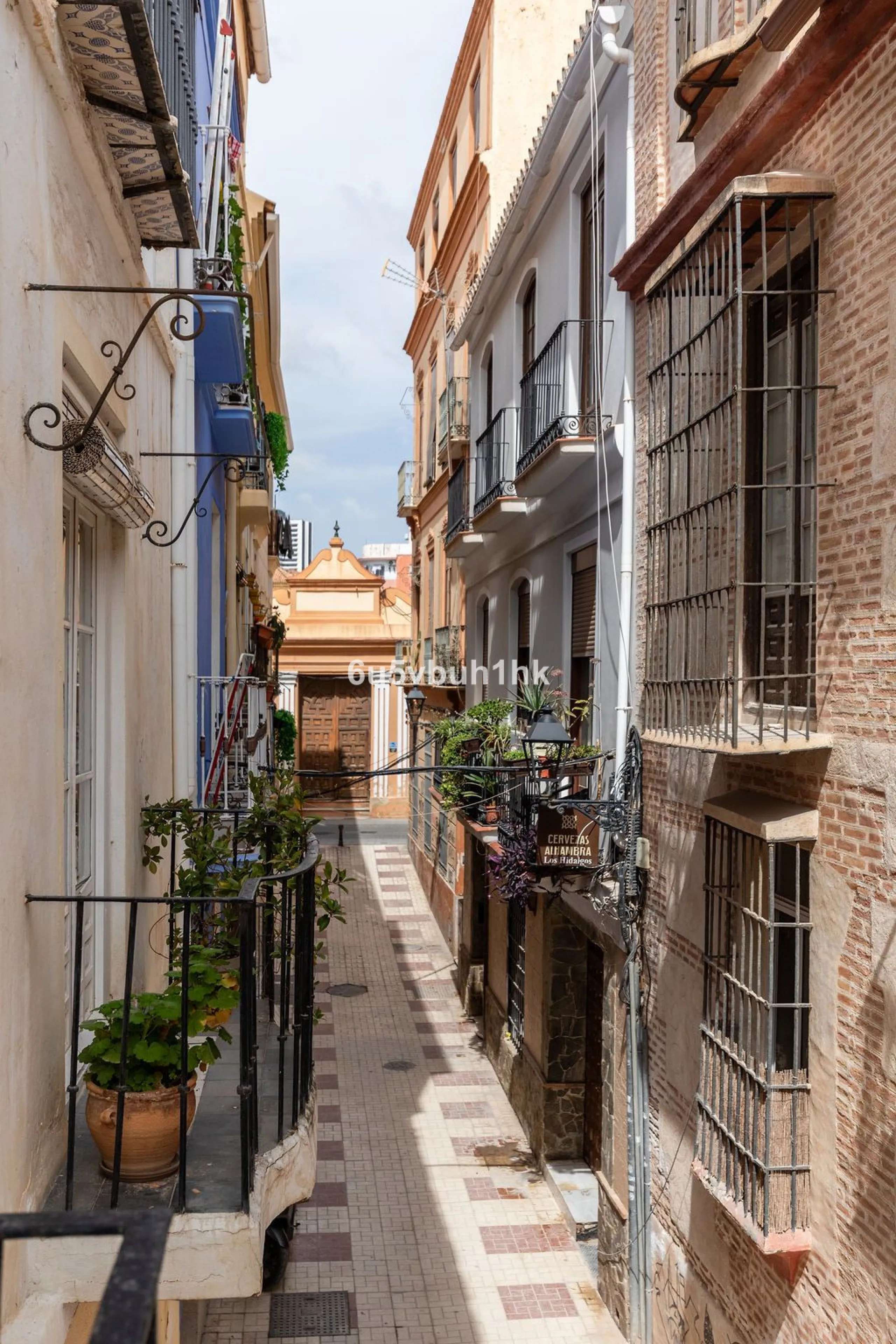 Hidden within the historic streets of central Málaga, this remarkable courtyard house captures a way of living that has shaped Mediterranean homes for centuries.