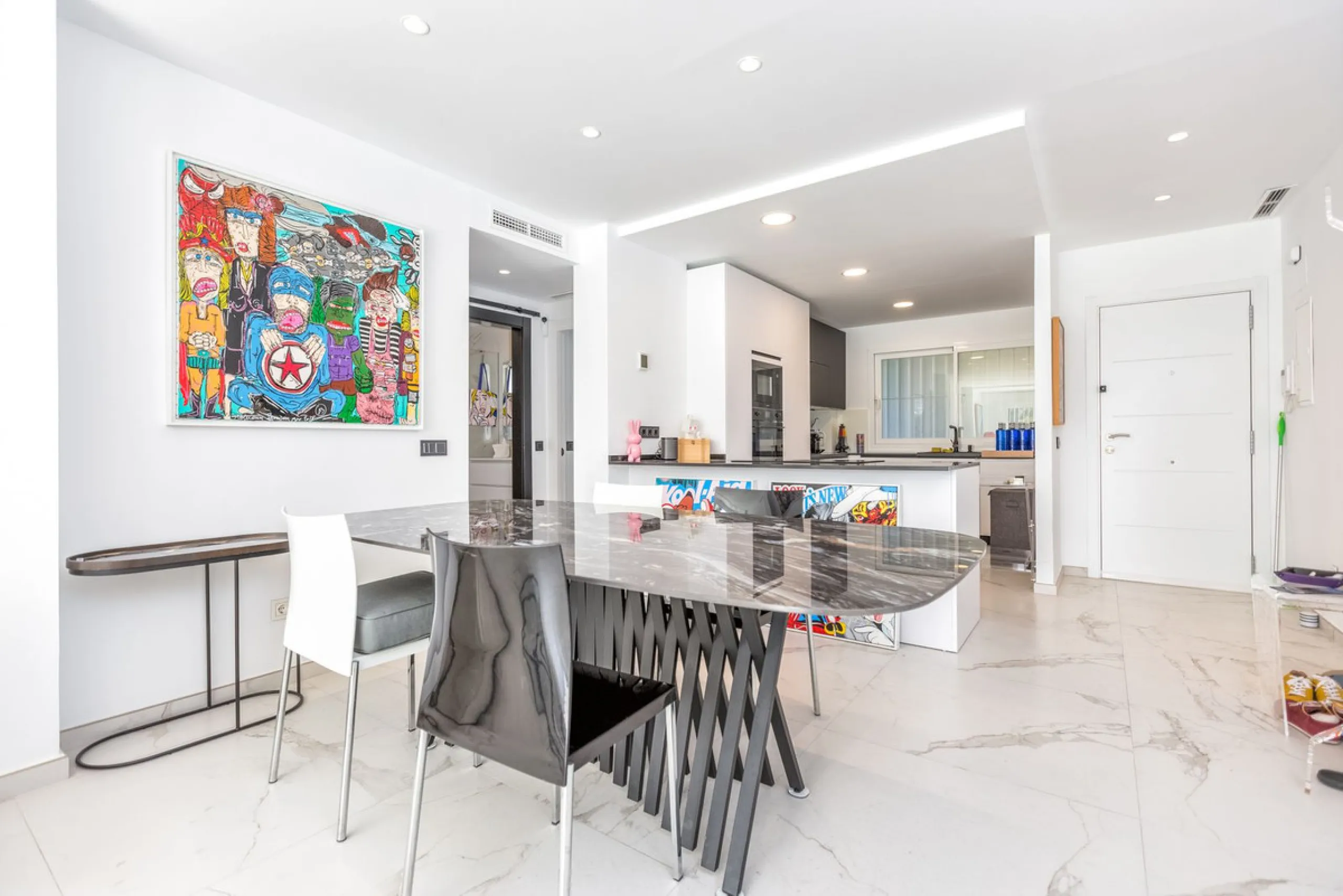 Must see Garden Apartment for Sale in Aloha, Aloha Gardens, Nueva Andalucia, with garden and pool views.