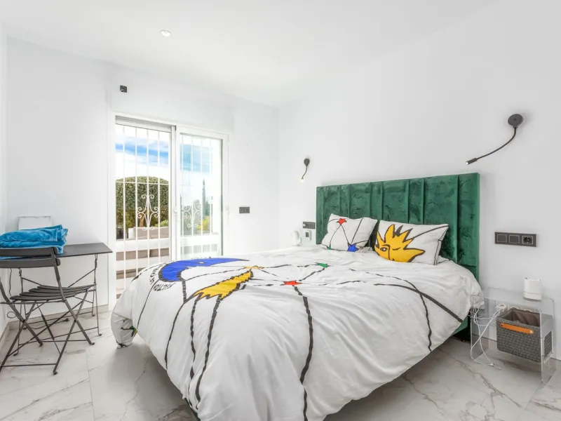 Must see Garden Apartment for Sale in Aloha, Aloha Gardens, Nueva Andalucia, with garden and pool views.