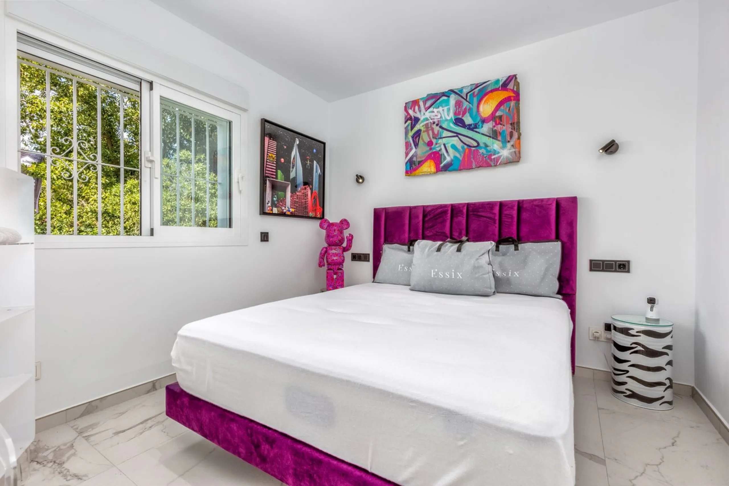 Must see Garden Apartment for Sale in Aloha, Aloha Gardens, Nueva Andalucia, with garden and pool views.