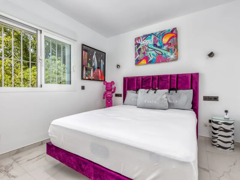 Must see Garden Apartment for Sale in Aloha, Aloha Gardens, Nueva Andalucia, with garden and pool views.