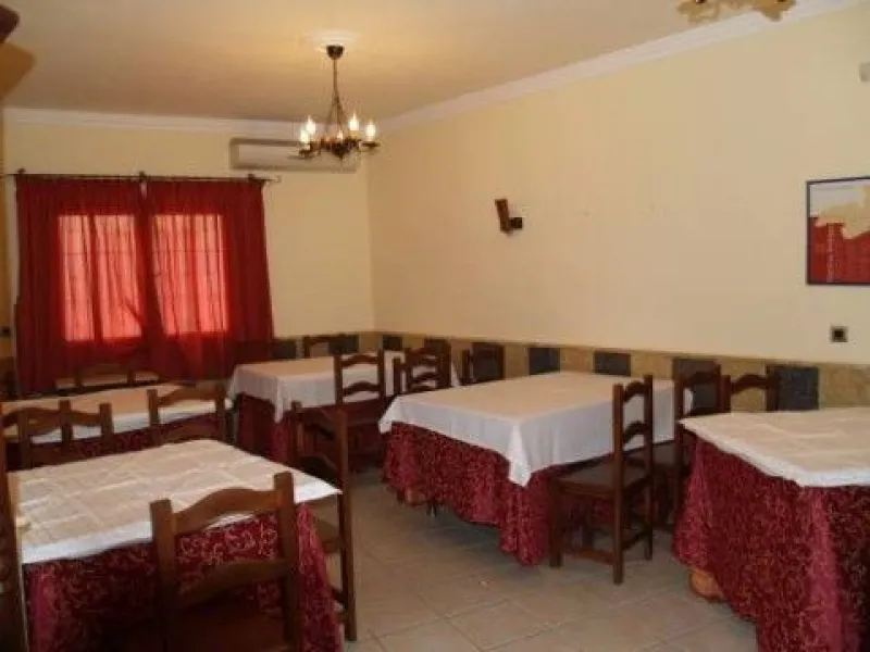 Ресторан в центре Torre del Mar, кухня, мебель, лицензии на открытие -СОКРАЩЕНО-