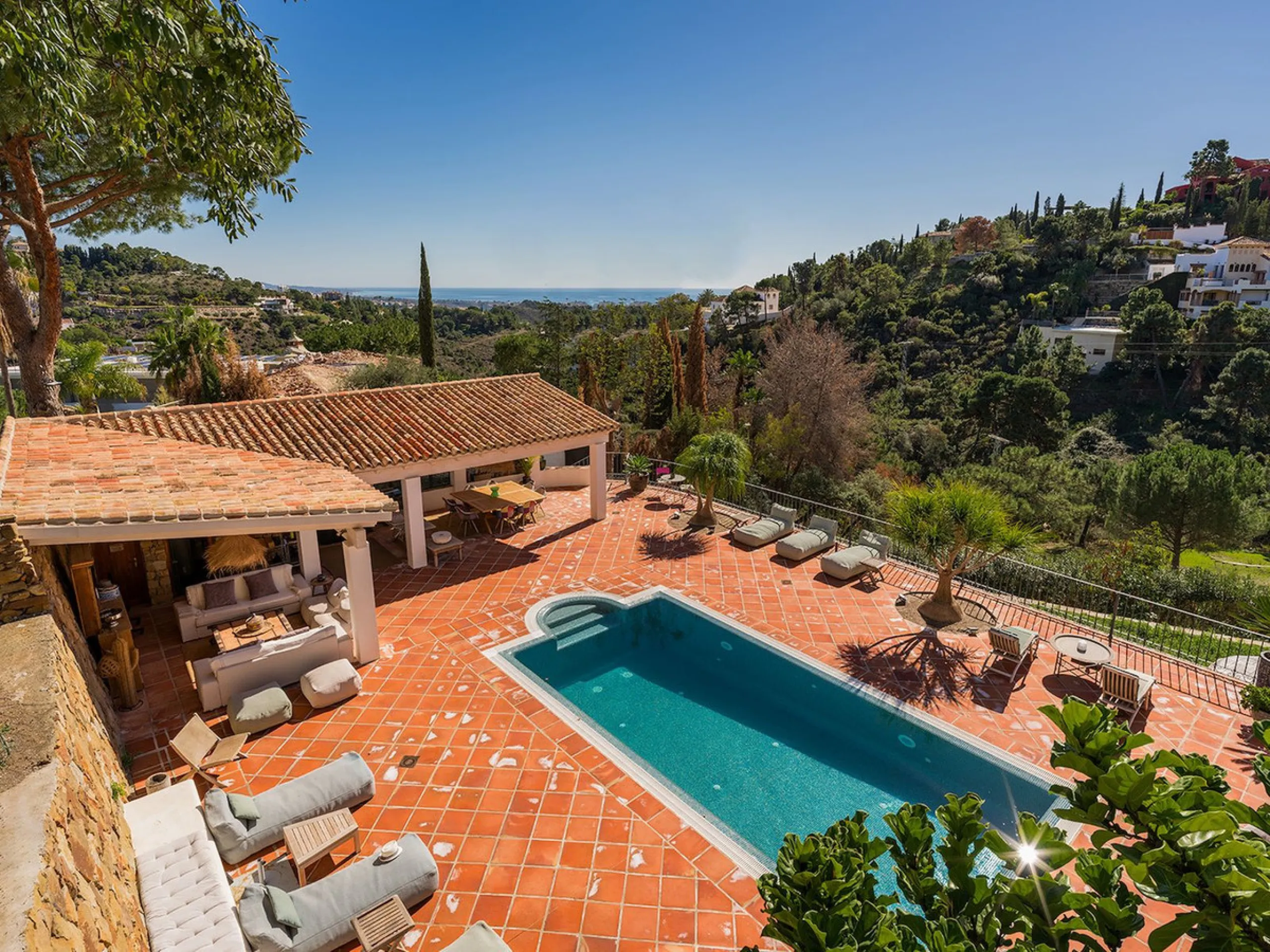 Exquisite Andalusian 4 bed luxury villa with lots of personality for sale in El Madroñal, Benahavis