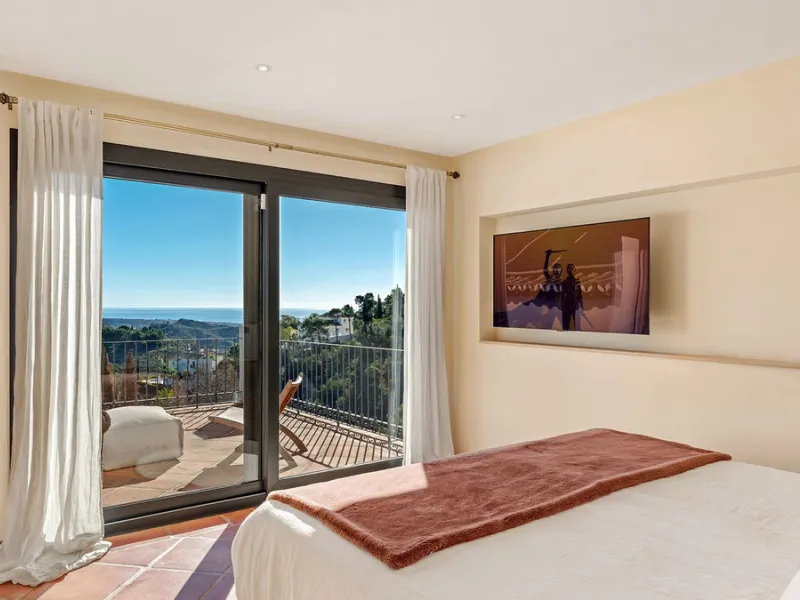 Exquisite Andalusian 4 bed luxury villa with lots of personality for sale in El Madroñal, Benahavis