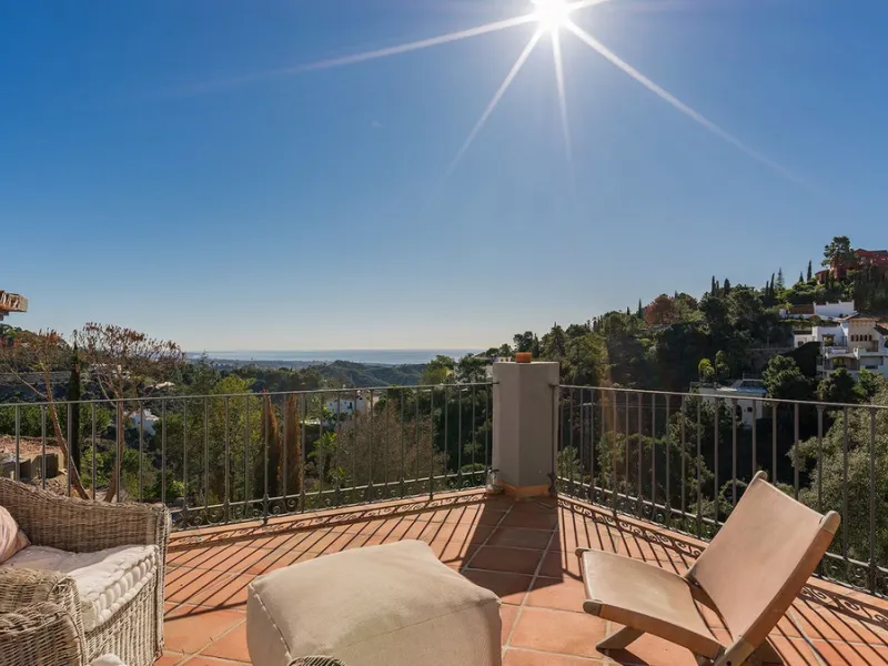 Exquisite Andalusian 4 bed luxury villa with lots of personality for sale in El Madroñal, Benahavis