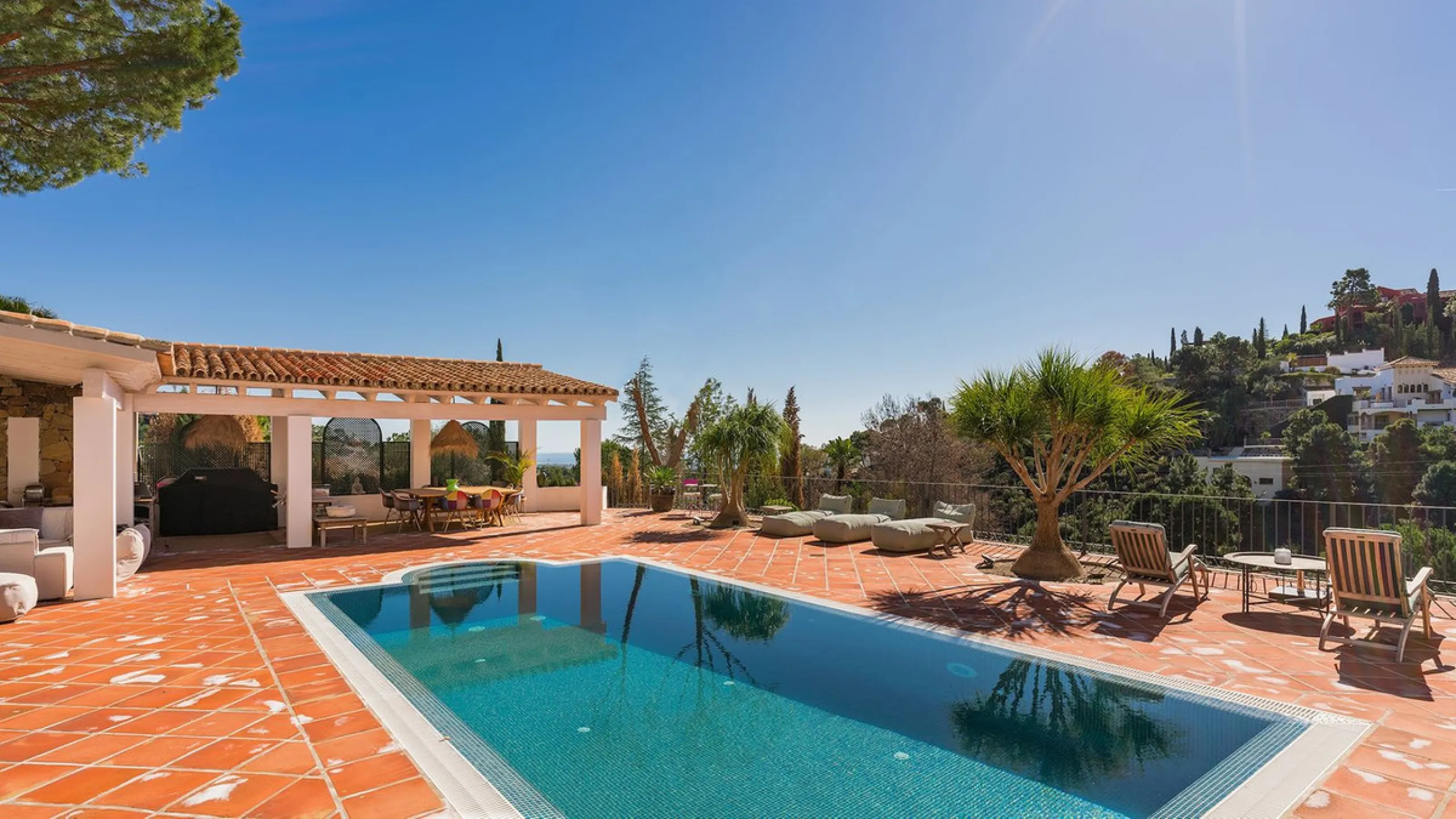 Exquisite Andalusian 4 bed luxury villa with lots of personality for sale in El Madroñal, Benahavis