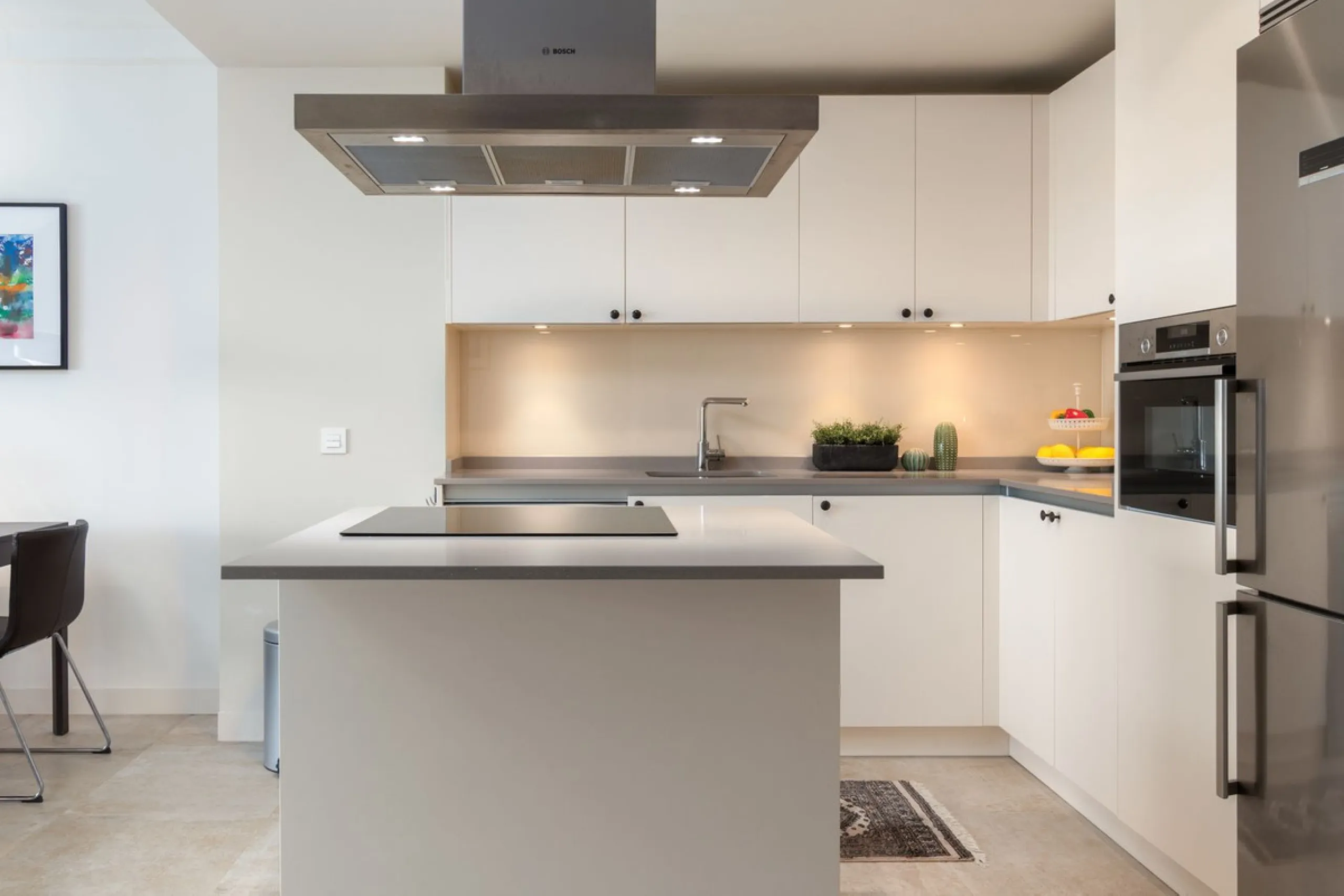 Exclusive modern apartment in Azalea Jardinana in La Cala with panoramic views of the sea and the whole of La Cala.