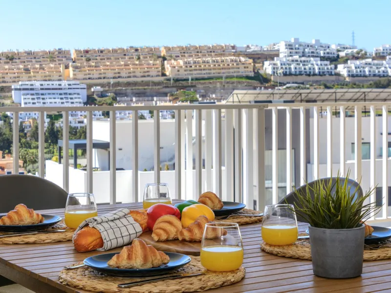 Exclusive modern apartment in Azalea Jardinana in La Cala with panoramic views of the sea and the whole of La Cala.