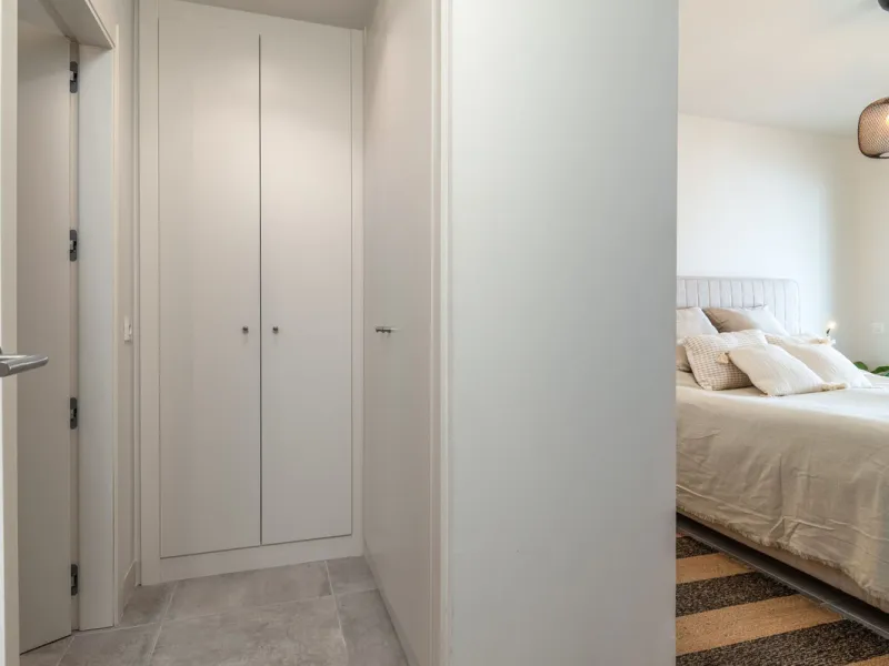 Exclusive modern apartment in Azalea Jardinana in La Cala with panoramic views of the sea and the whole of La Cala.