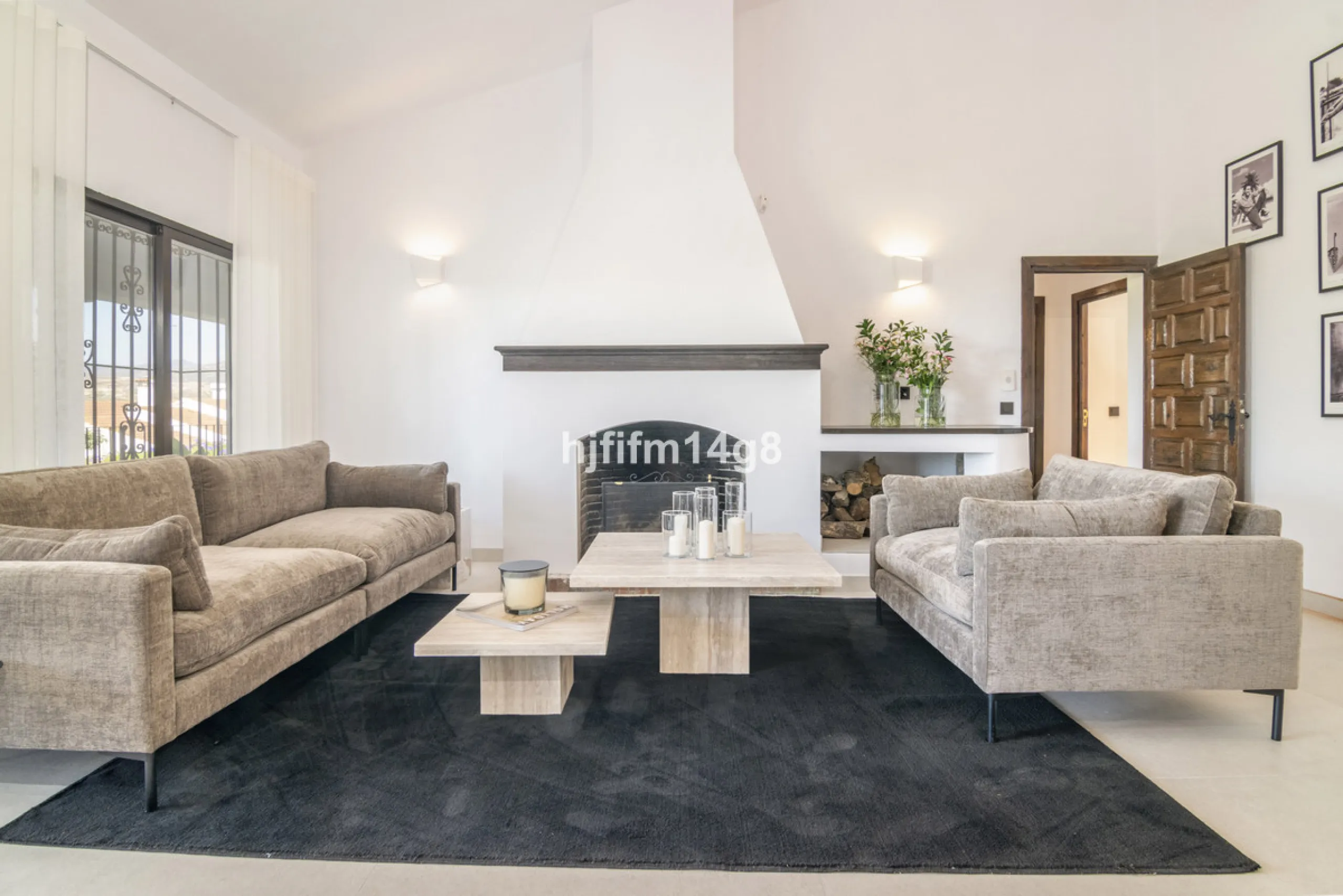 Welcome to this truly unique villa for sale located in San Pedro de Alcantara, where luxury meets traditional Andalusian style offering the best of both worlds. Entering this villa feels like a world of its own with unique features such as a private pickl