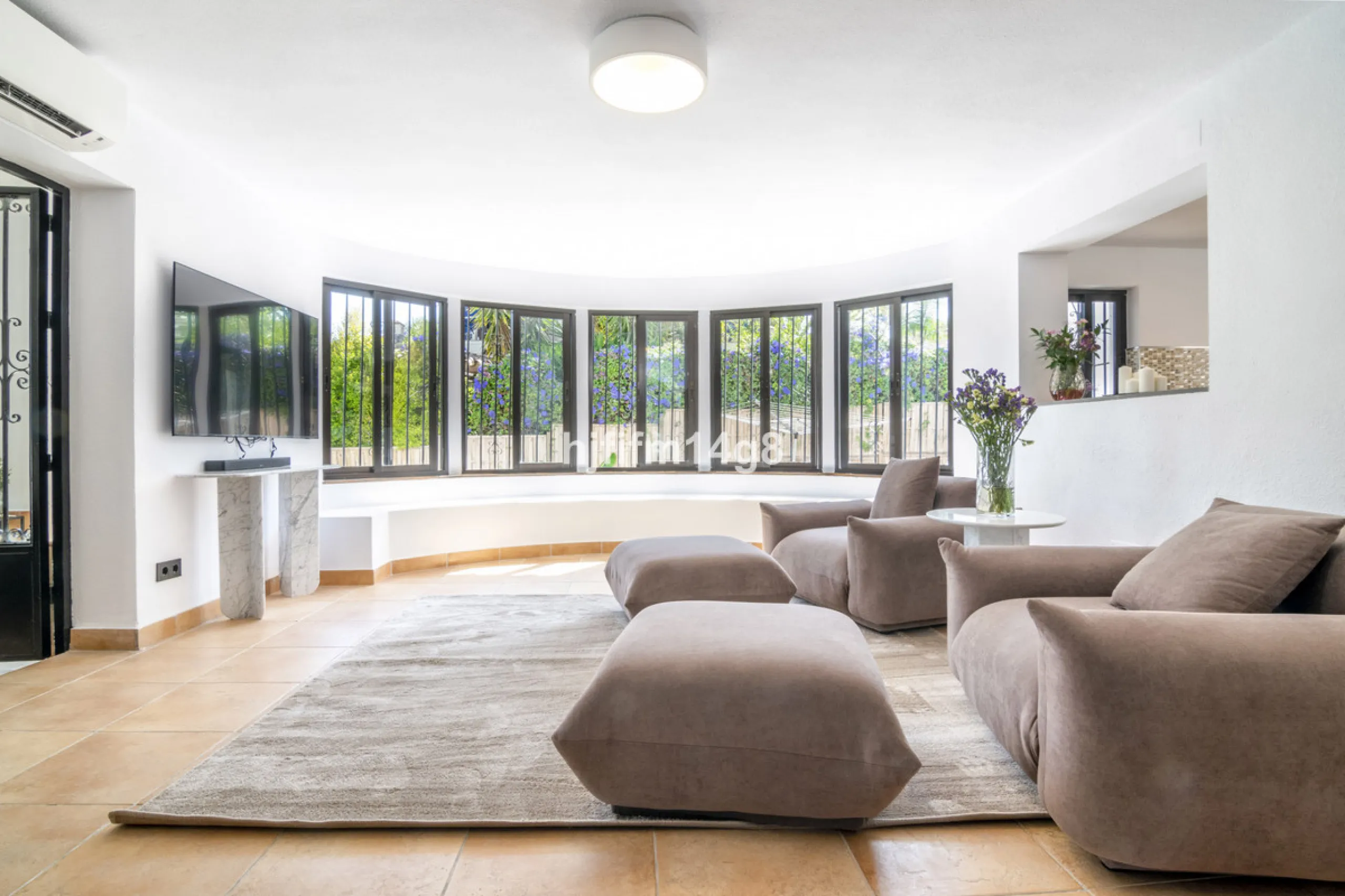Welcome to this truly unique villa for sale located in San Pedro de Alcantara, where luxury meets traditional Andalusian style offering the best of both worlds. Entering this villa feels like a world of its own with unique features such as a private pickl
