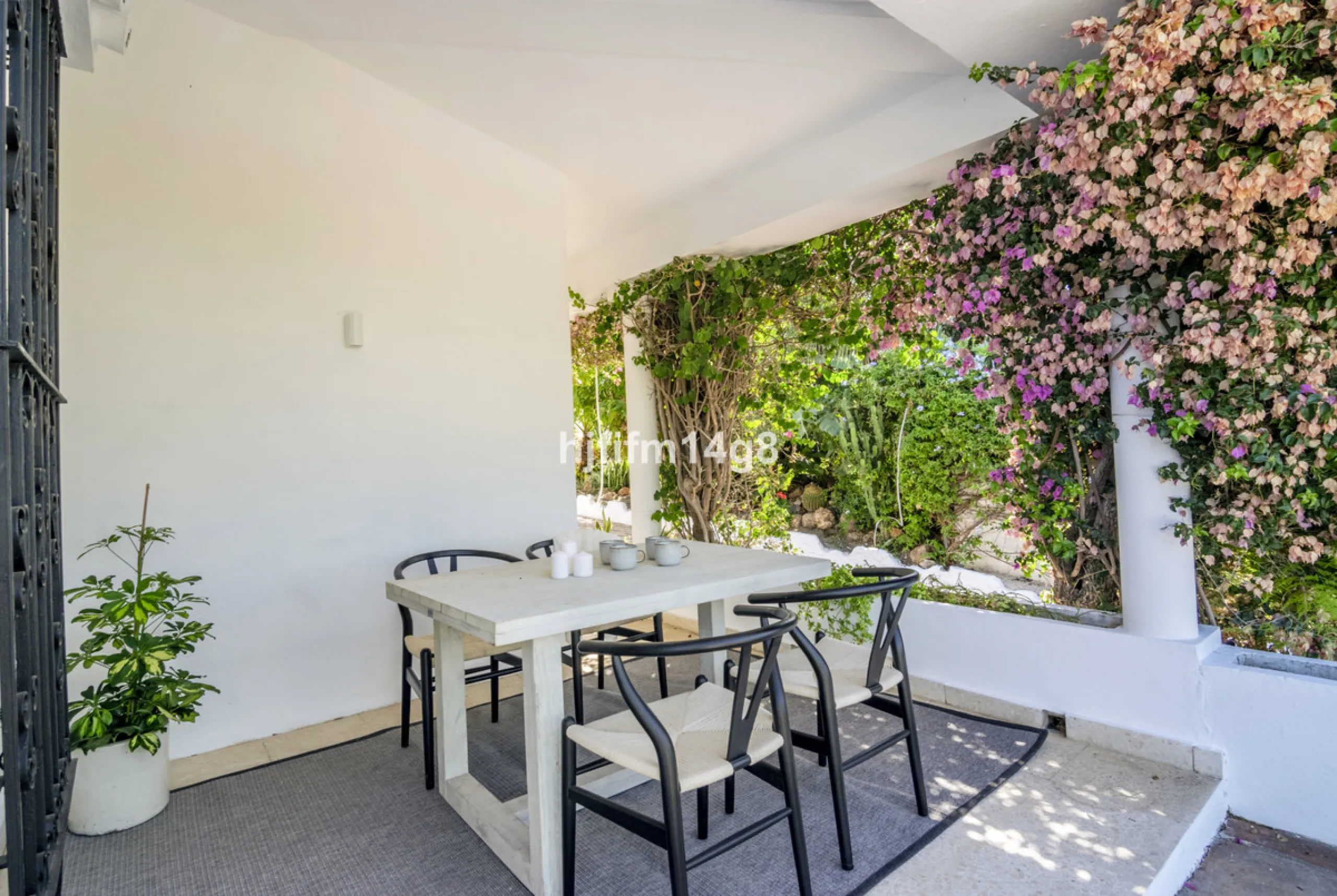 Welcome to this truly unique villa for sale located in San Pedro de Alcantara, where luxury meets traditional Andalusian style offering the best of both worlds. Entering this villa feels like a world of its own with unique features such as a private pickl