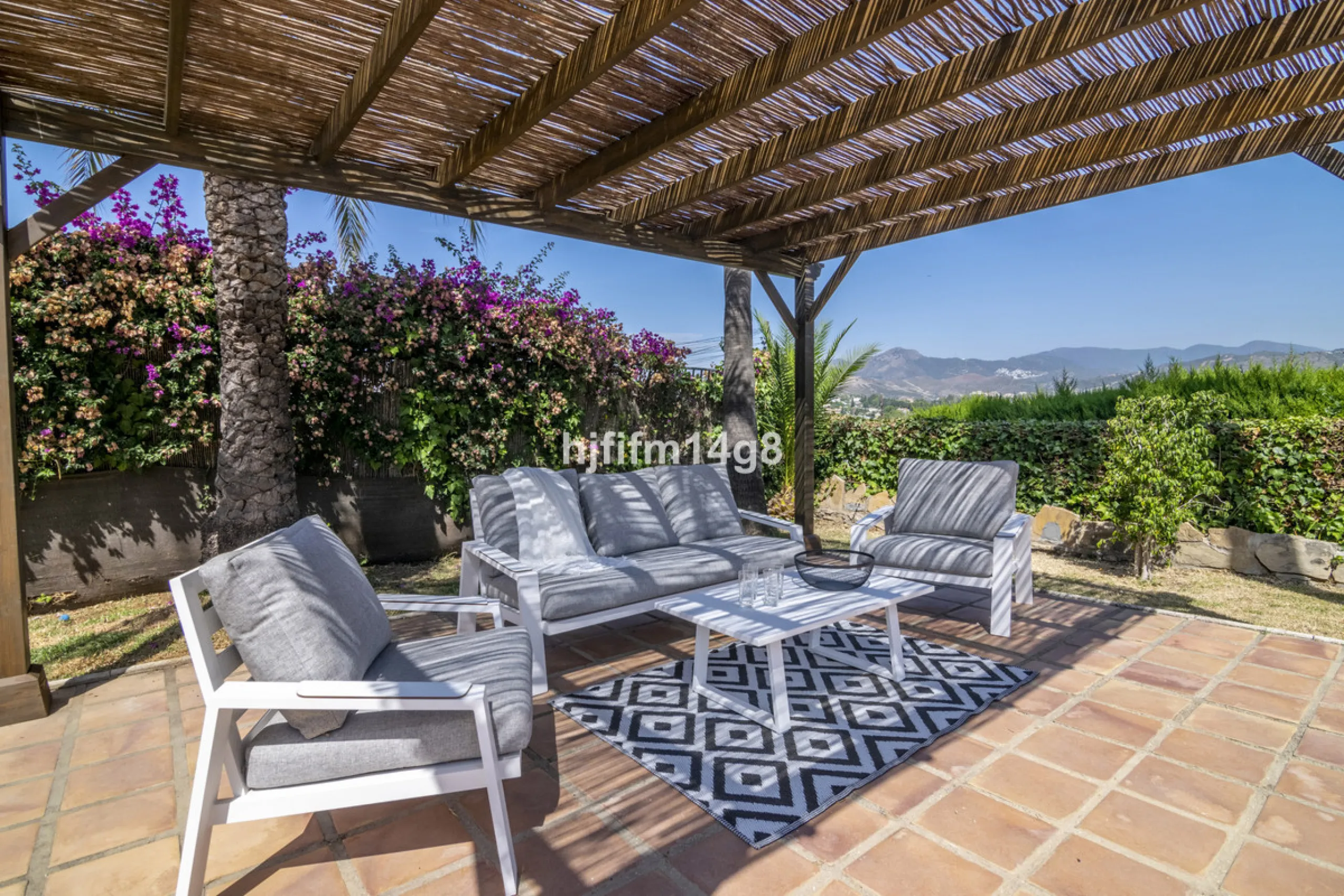 Welcome to this truly unique villa for sale located in San Pedro de Alcantara, where luxury meets traditional Andalusian style offering the best of both worlds. Entering this villa feels like a world of its own with unique features such as a private pickl