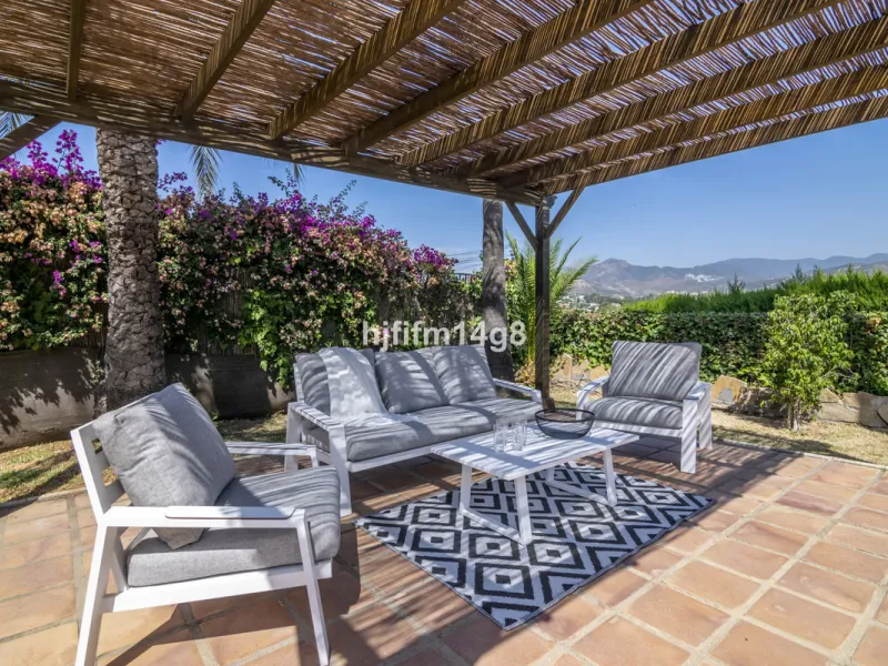 Welcome to this truly unique villa for sale located in San Pedro de Alcantara, where luxury meets traditional Andalusian style offering the best of both worlds. Entering this villa feels like a world of its own with unique features such as a private pickl
