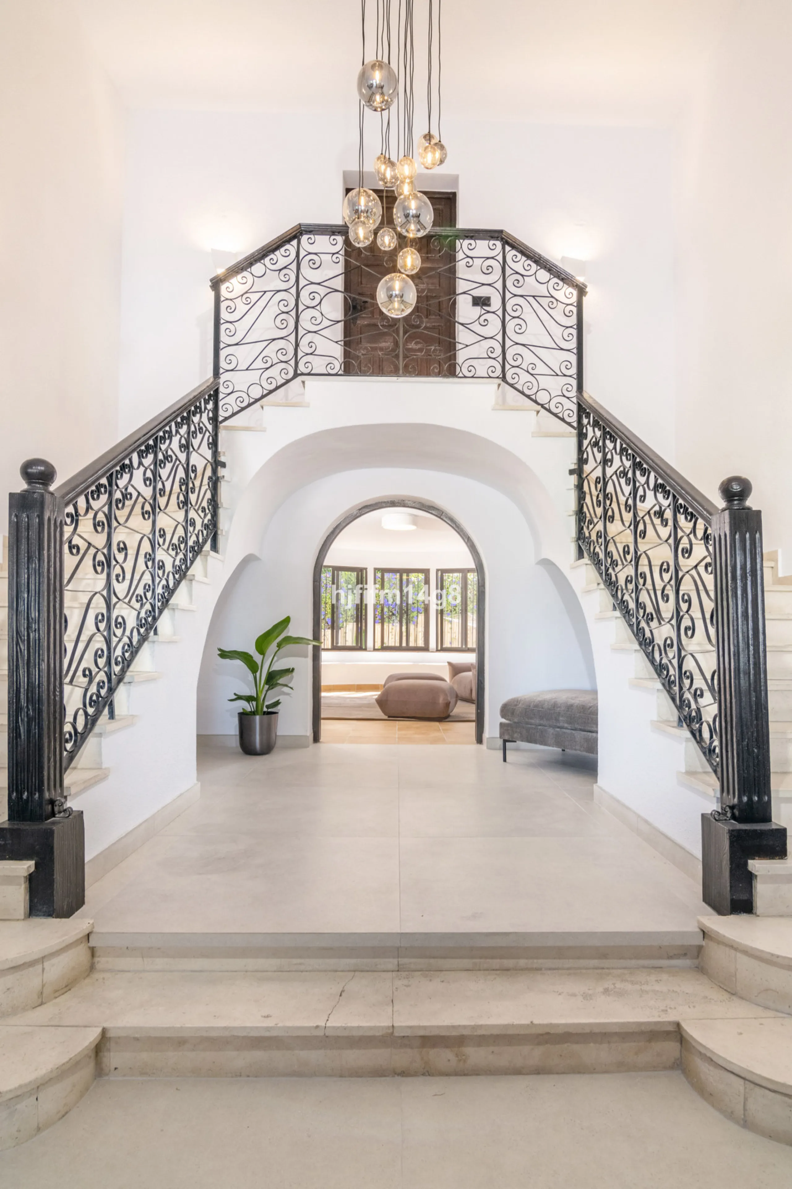 Welcome to this truly unique villa for sale located in San Pedro de Alcantara, where luxury meets traditional Andalusian style offering the best of both worlds. Entering this villa feels like a world of its own with unique features such as a private pickl