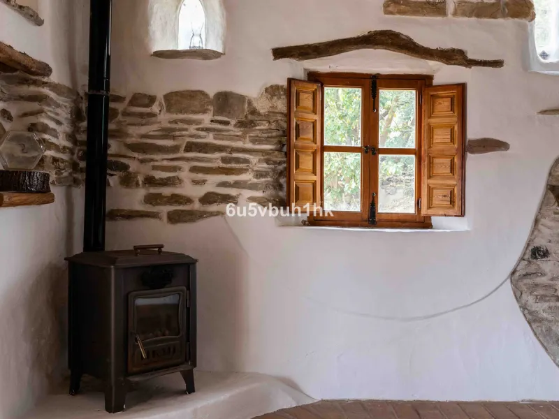 A very rare opportunity to purchase  a complete private village of 14 townhouses situated in what was once a functioning white countryside hamlet overlooking the lake with a lovely cobbled street leading to each house. These beautiful rustic style houses 