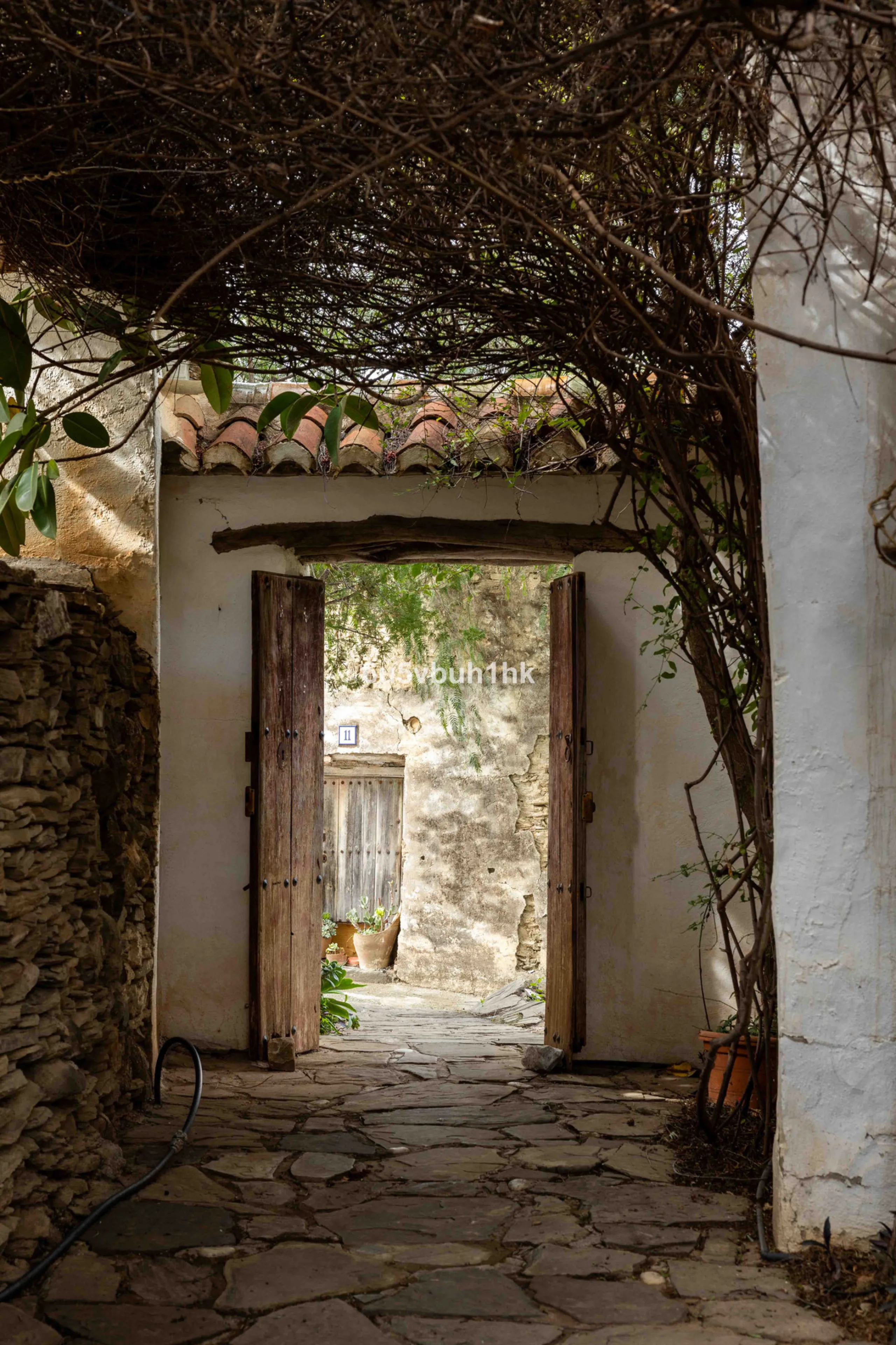 A very rare opportunity to purchase  a complete private village of 14 townhouses situated in what was once a functioning white countryside hamlet overlooking the lake with a lovely cobbled street leading to each house. These beautiful rustic style houses 