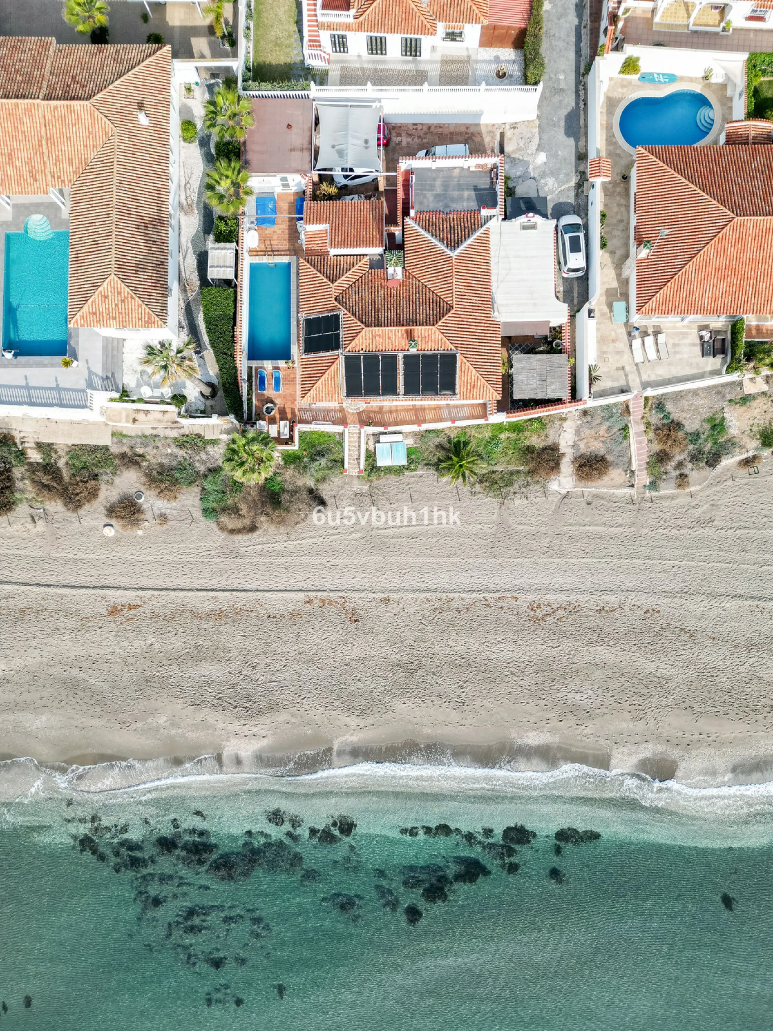 House - Detached Villa в продаже в Mijas, Málaga. В доме 4 спален и 4 ванных комнат. Площадь дома 315 м². Площадь участка 577 м²