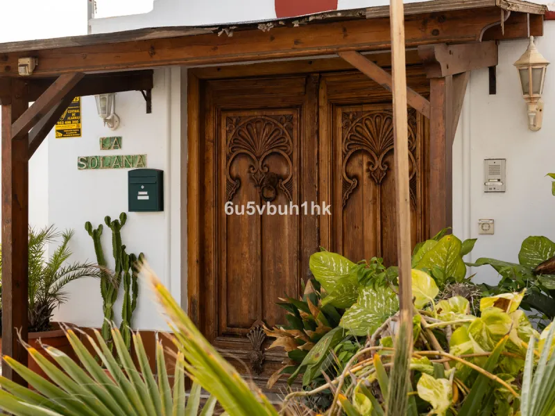 House - Detached Villa в продаже в Mijas, Málaga. В доме 4 спален и 4 ванных комнат. Площадь дома 315 м². Площадь участка 577 м²
