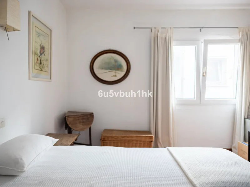 House - Detached Villa в продаже в Mijas, Málaga. В доме 4 спален и 4 ванных комнат. Площадь дома 315 м². Площадь участка 577 м²