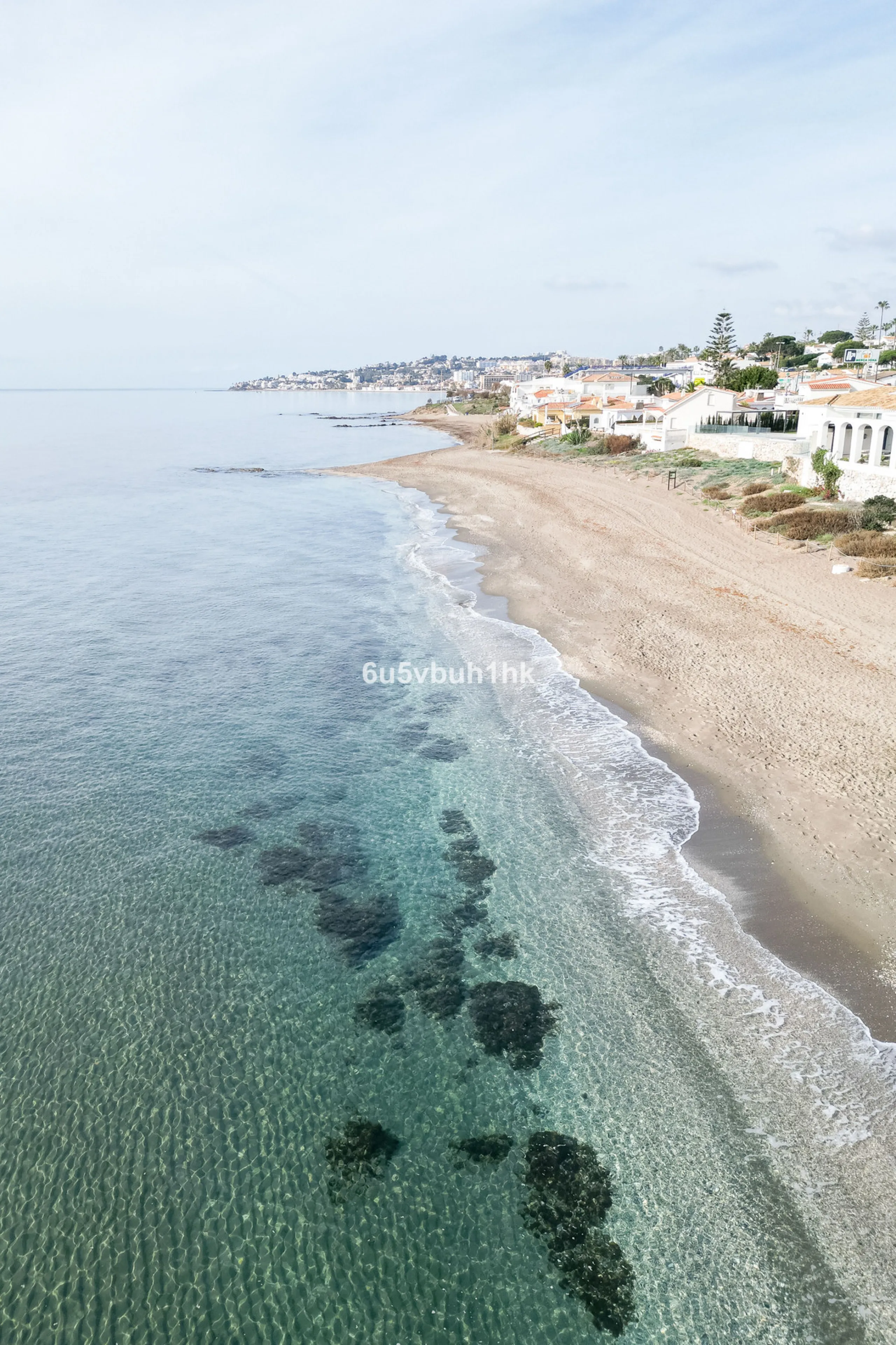 House - Detached Villa в продаже в Mijas, Málaga. В доме 4 спален и 4 ванных комнат. Площадь дома 315 м². Площадь участка 577 м²