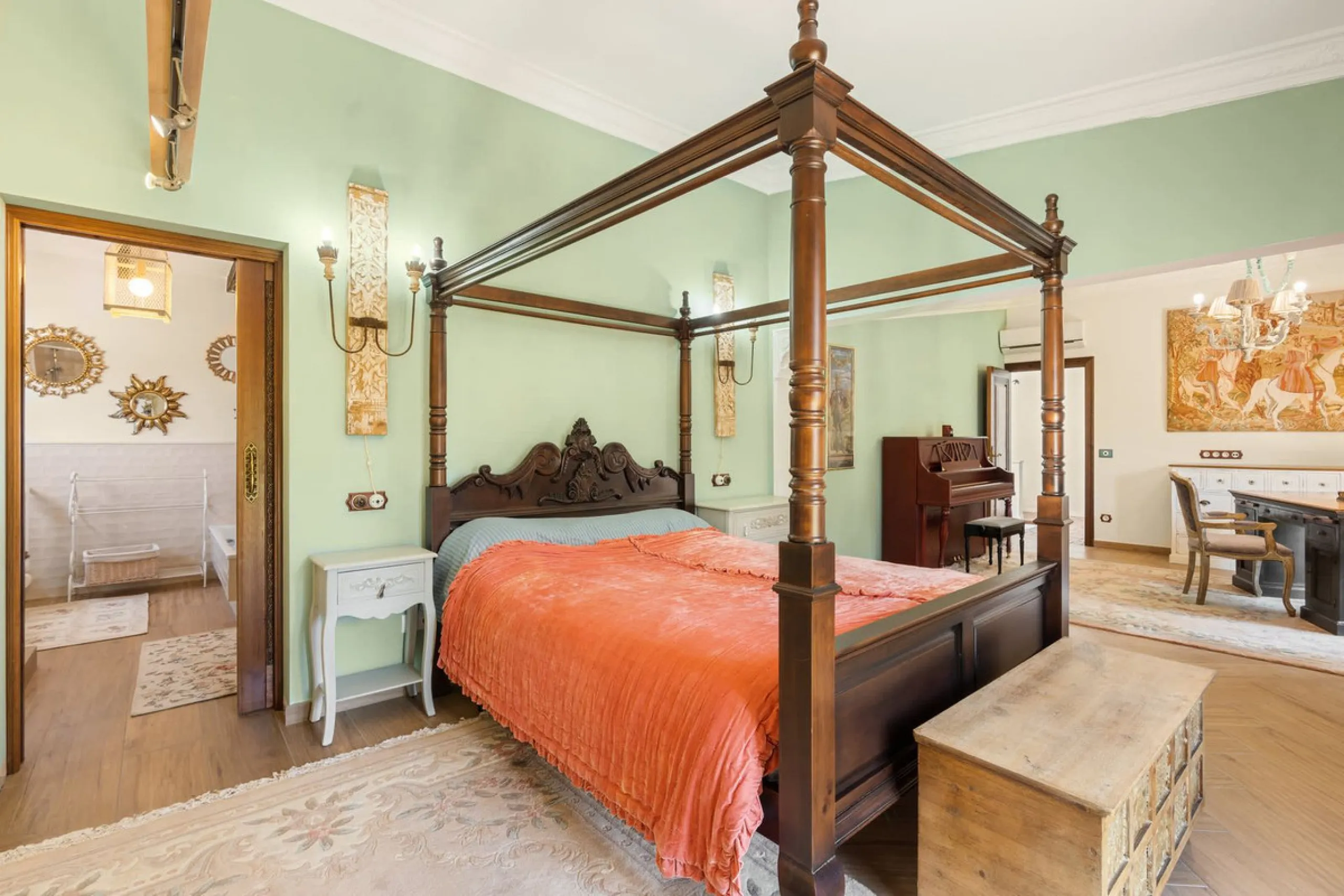 UNIQUE LOCATION- EXCELLENT INVESTMENT