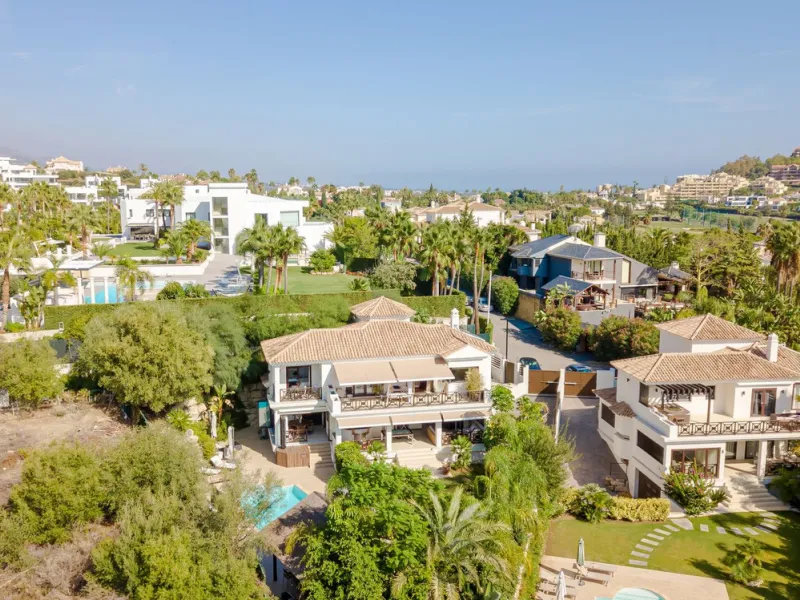 Charming detached villa located in Nueva Andalucia. Situated on a secluded private street with a secure barrier, residents enjoy peace of mind and privacy in this gated community.