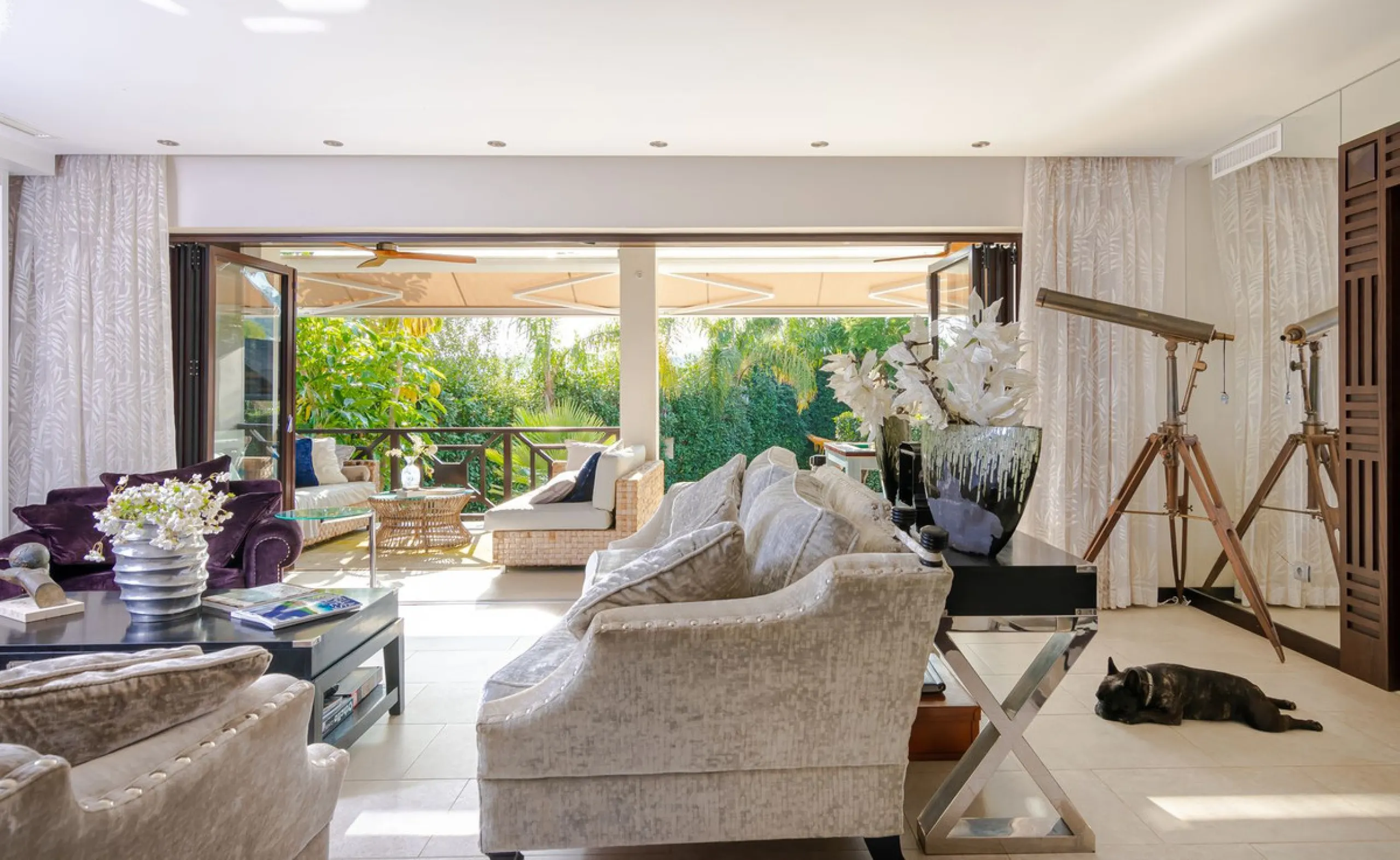 Charming detached villa located in Nueva Andalucia. Situated on a secluded private street with a secure barrier, residents enjoy peace of mind and privacy in this gated community.