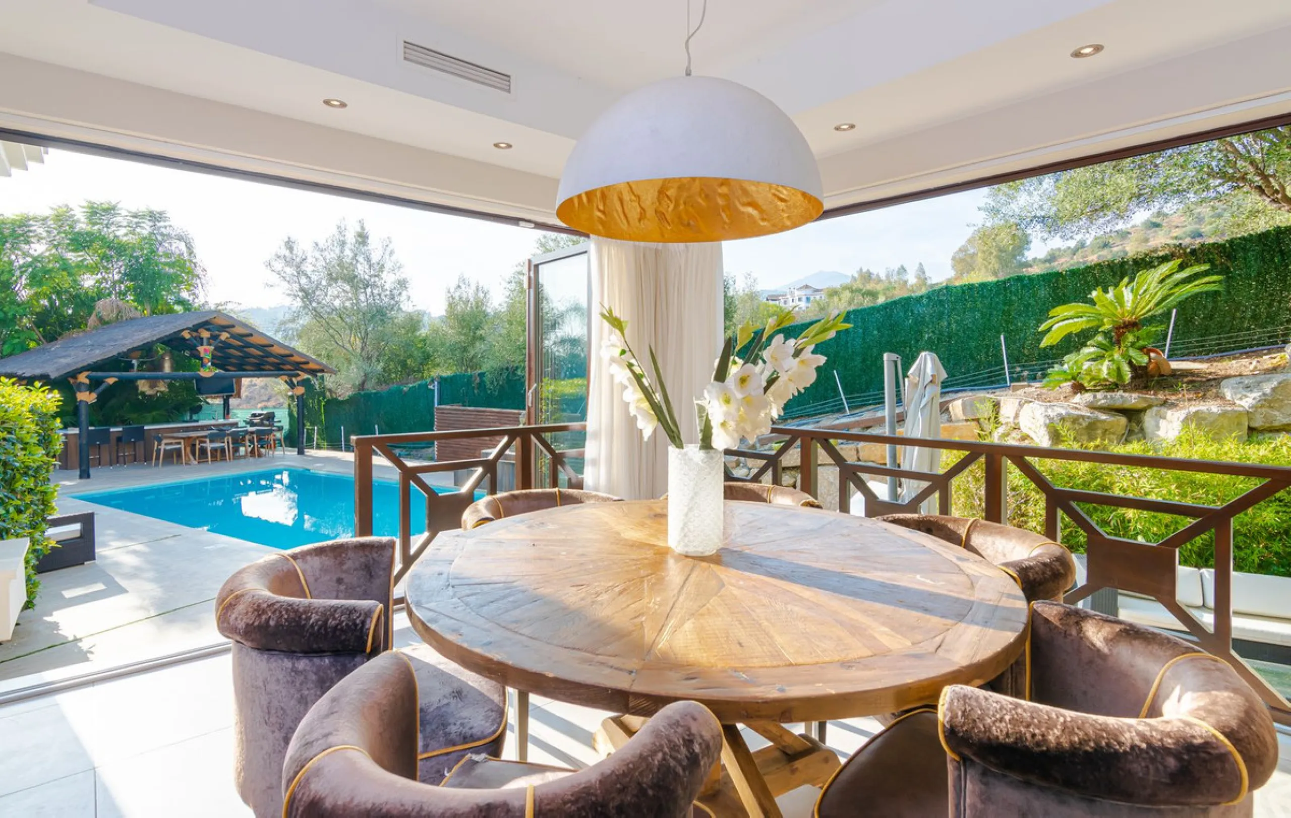 Charming detached villa located in Nueva Andalucia. Situated on a secluded private street with a secure barrier, residents enjoy peace of mind and privacy in this gated community.