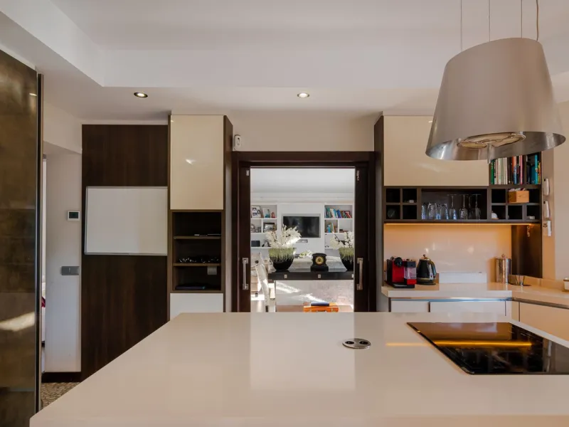 Charming detached villa located in Nueva Andalucia. Situated on a secluded private street with a secure barrier, residents enjoy peace of mind and privacy in this gated community.