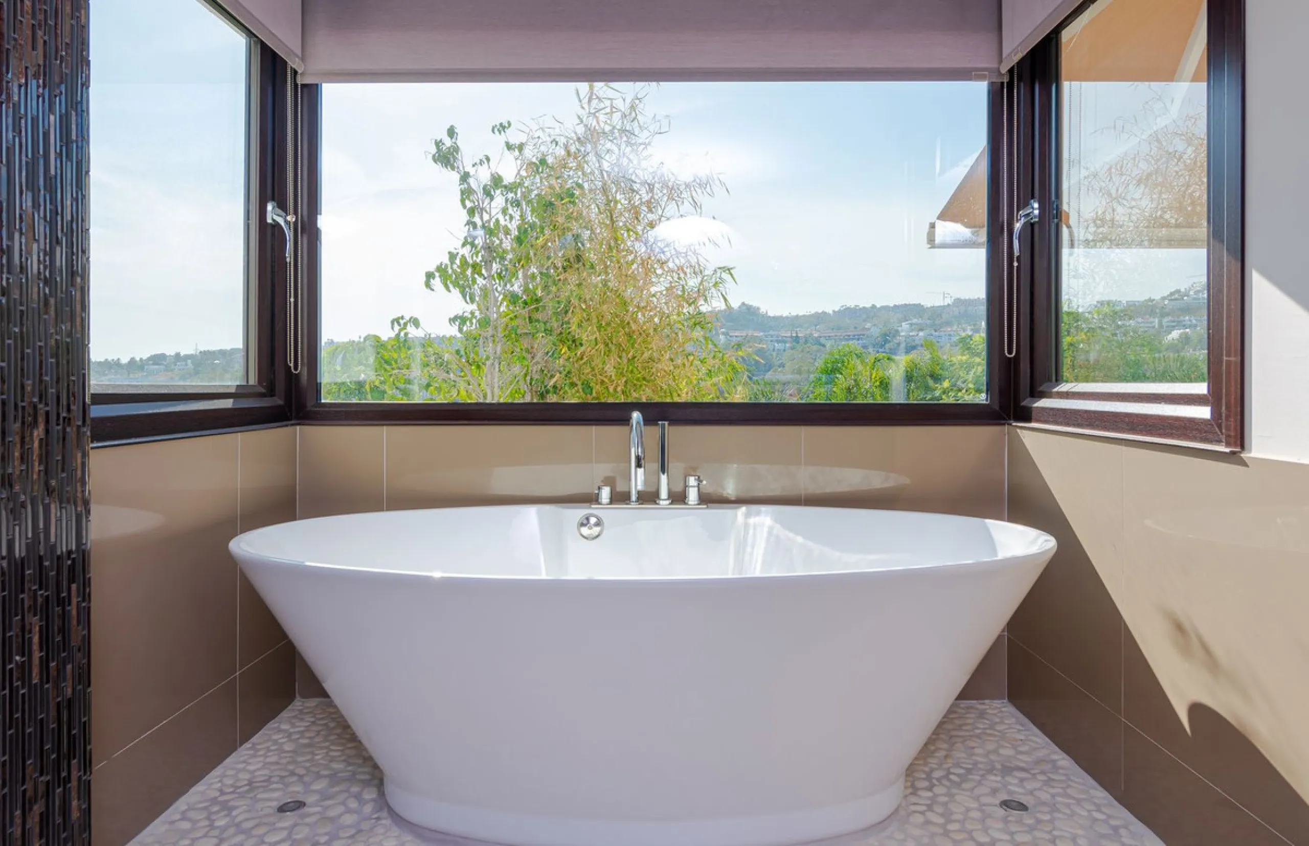 Charming detached villa located in Nueva Andalucia. Situated on a secluded private street with a secure barrier, residents enjoy peace of mind and privacy in this gated community.