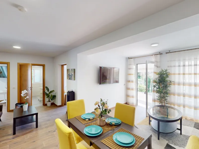 Exquisite Villa with Three Units in Caleta de Vélez - A True Gem on the Costa del Sol! Indulge in the Mediterranean lifestyle with this stunning villa for sale in Caleta de Vélez. Boasting three separate units, this property is an excellent opportunity fo