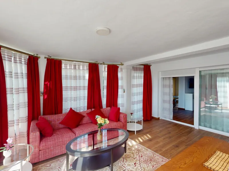 Exquisite Villa with Three Units in Caleta de Vélez - A True Gem on the Costa del Sol! Indulge in the Mediterranean lifestyle with this stunning villa for sale in Caleta de Vélez. Boasting three separate units, this property is an excellent opportunity fo