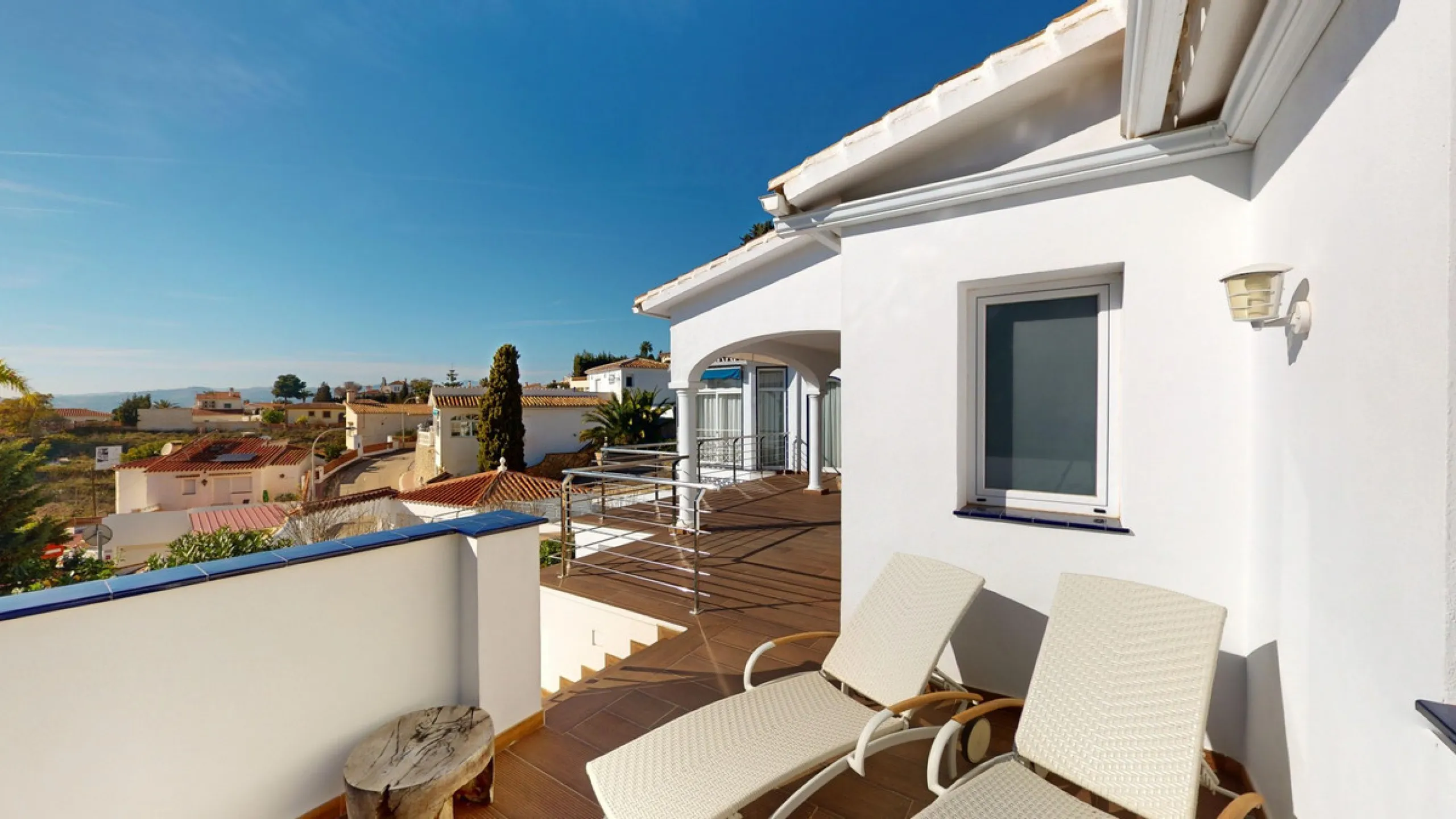 Exquisite Villa with Three Units in Caleta de Vélez - A True Gem on the Costa del Sol! Indulge in the Mediterranean lifestyle with this stunning villa for sale in Caleta de Vélez. Boasting three separate units, this property is an excellent opportunity fo
