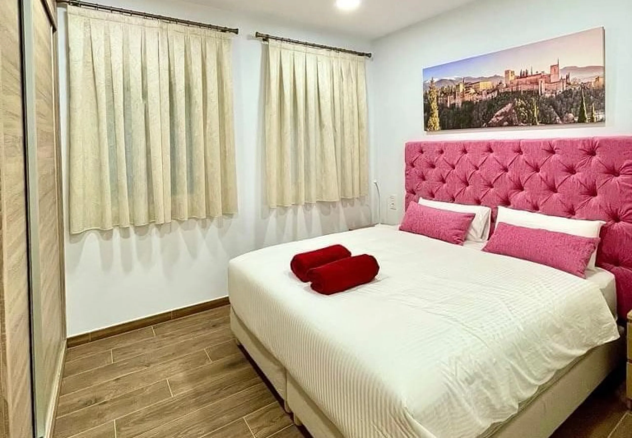 Exquisite Villa with Three Units in Caleta de Vélez - A True Gem on the Costa del Sol! Indulge in the Mediterranean lifestyle with this stunning villa for sale in Caleta de Vélez. Boasting three separate units, this property is an excellent opportunity fo