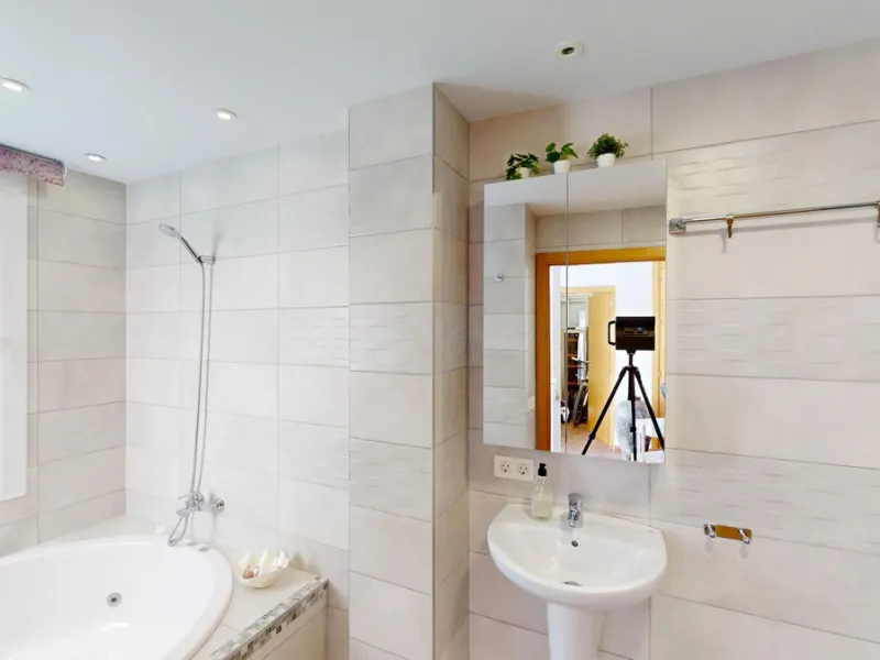 Exquisite Villa with Three Units in Caleta de Vélez - A True Gem on the Costa del Sol! Indulge in the Mediterranean lifestyle with this stunning villa for sale in Caleta de Vélez. Boasting three separate units, this property is an excellent opportunity fo