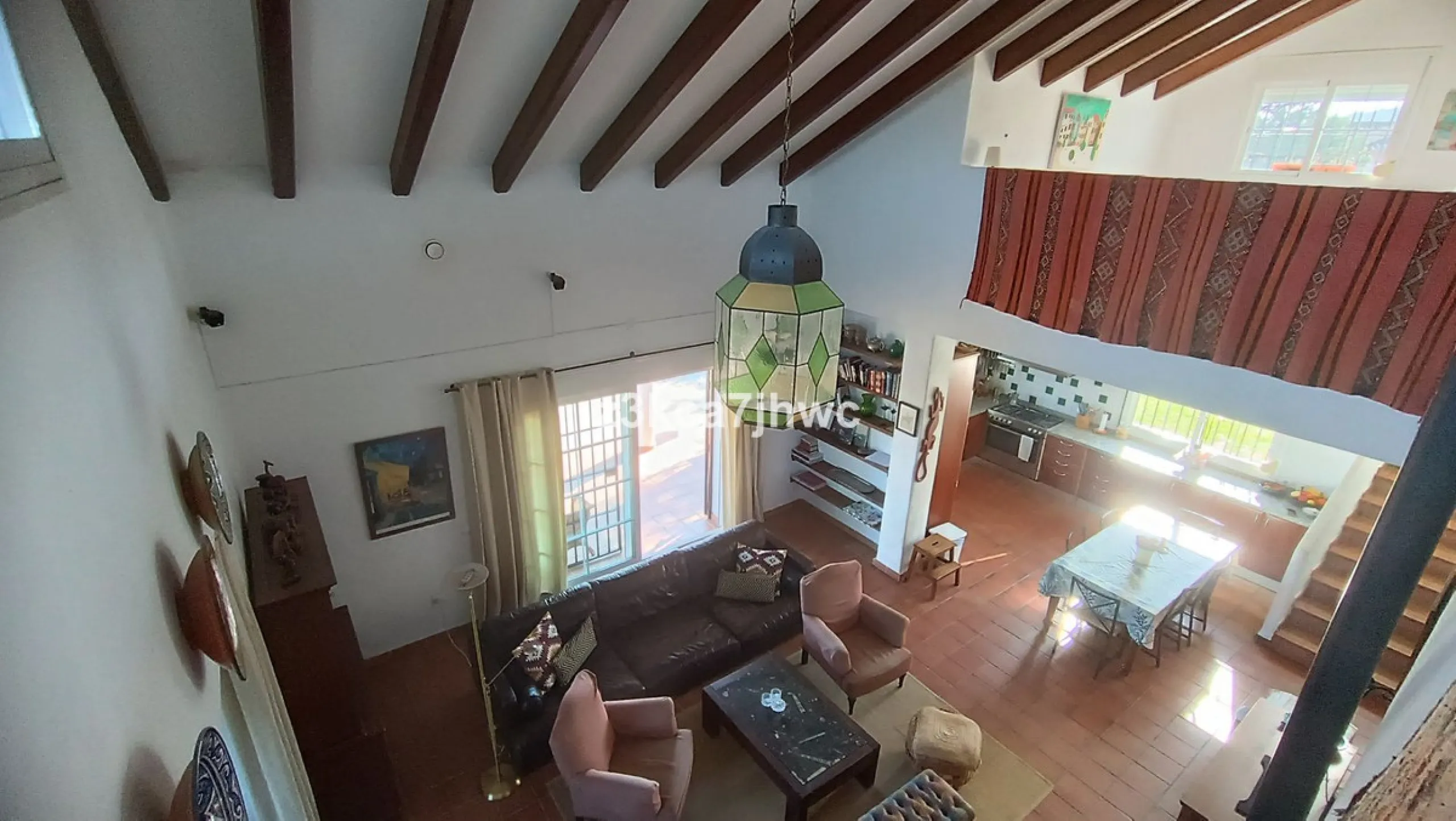 House - Detached Villa в продаже в Estepona, Málaga. В доме 4 спален и 4 ванных комнат. Площадь дома 274 м². Площадь участка 4112 м²
