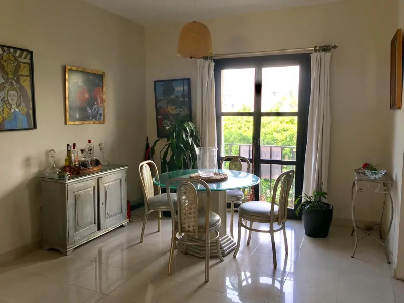 Apartment - Middle Floor Apartment в продаже в Marbella, Málaga. В доме 2 спален и 1 ванных комнат. Площадь дома 95 м²