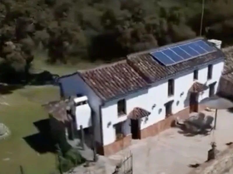 Rustic finca on a remote location. Ideal for nature lovers, family and a very peaceful location with modern comfort. The house is self-sustainable: Solar panels + wind-mill +battery for electricity. Own well for water. Wireless internet connection..