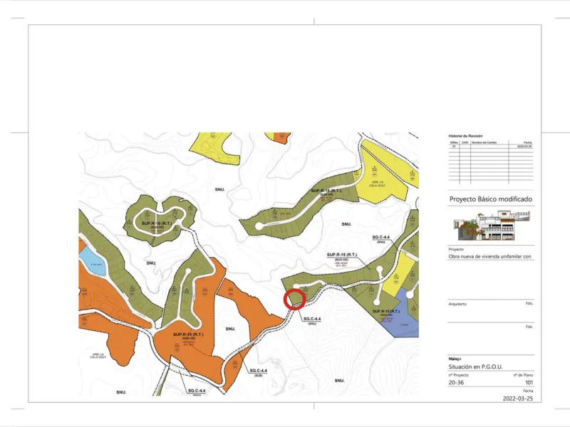 Project and licenses approved so construction can start as soon as the client wants. Off-plan luxury villa, 1st line golf in La Cala Golf consisting of 2 floors and a huge solarium with terrace and pool. This property will have 5 bedrooms, a studio/bedroo