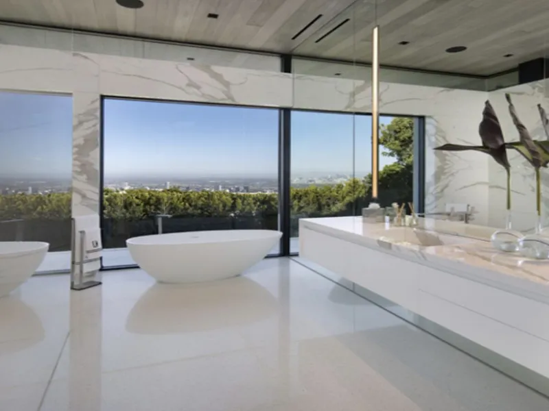 OFF-PLAN LUXURY ECOLOGICAL CONTEMPORARY VILLA- KEY-IN-HAND PROJECT ON A HUGE PLOT –BENAHAVIS only 4,9 km from the beaches in San Pedro de Alcantara and will be built on 3 floors.