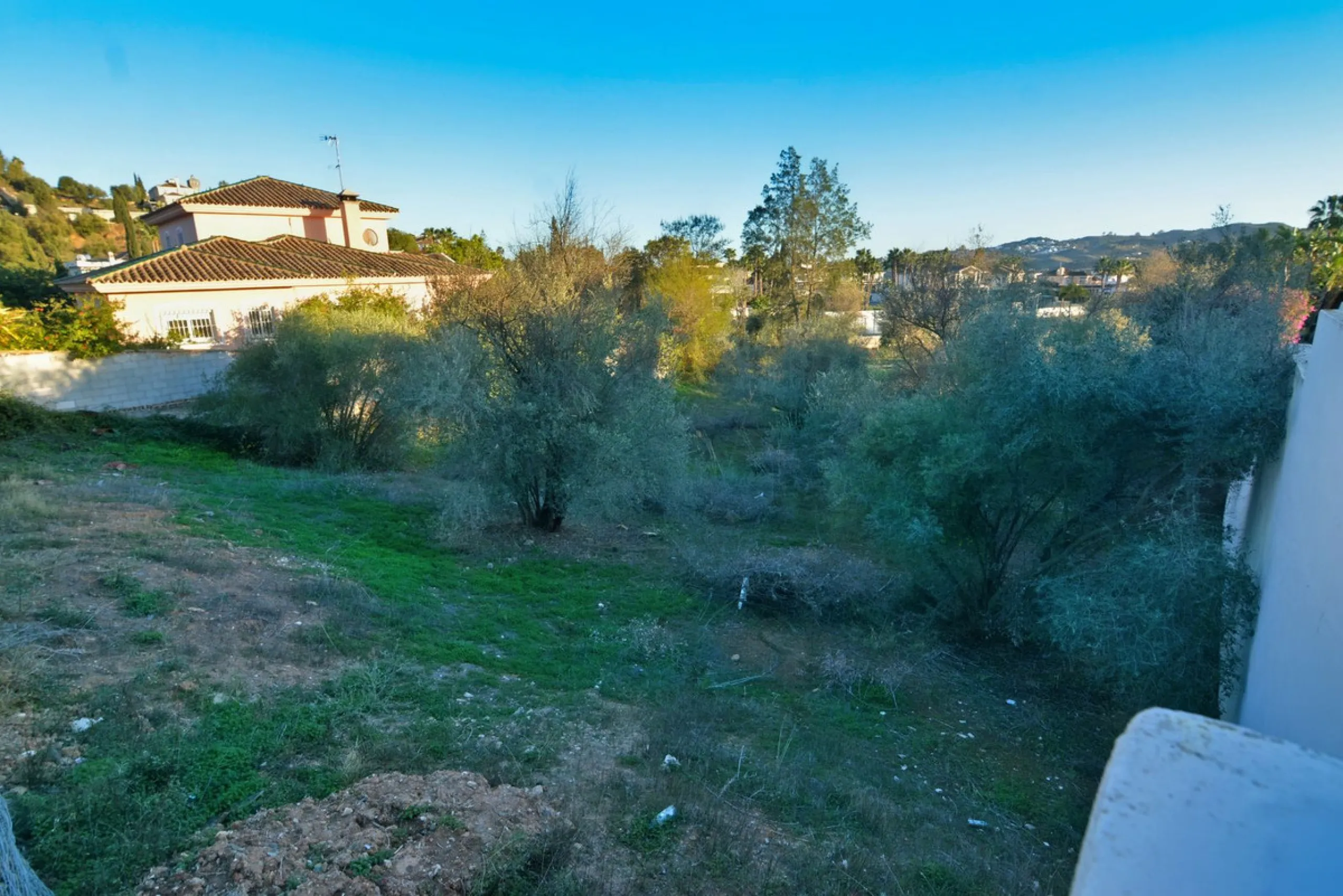 Plot - Residential Plot в продаже в Mijas, Málaga. Площадь дома 411 м². Площадь участка 1644 м²